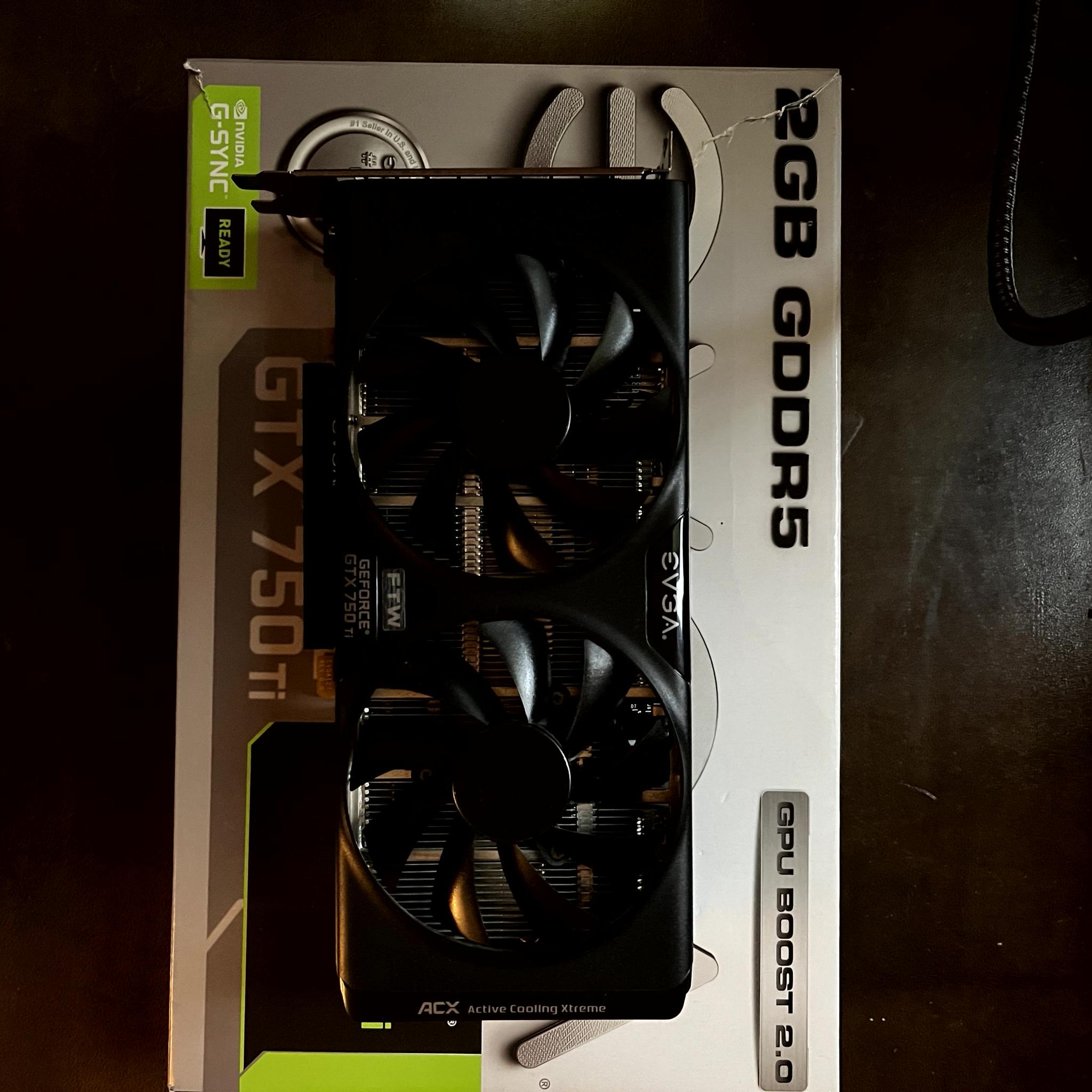 EVGA e-GeForce 8800 GTX and EVGA GTX 750Ti FTW retro GPUs