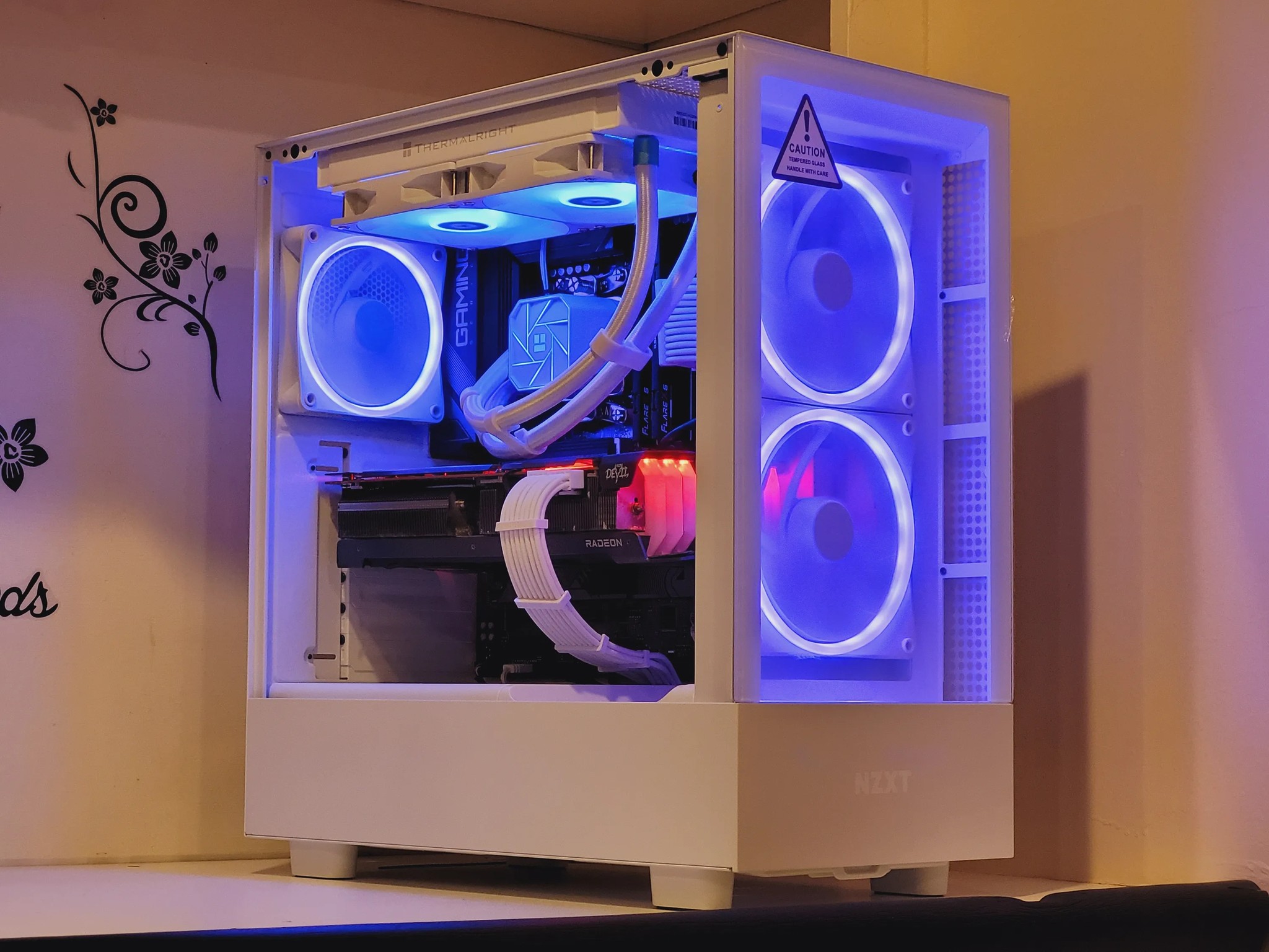 Gaming PC | Ryzen 7 7700X | RX 6800XT 16GB | 32GB DDR5 | 1TB nVME SSD | 1440p White Gaming PC RGB