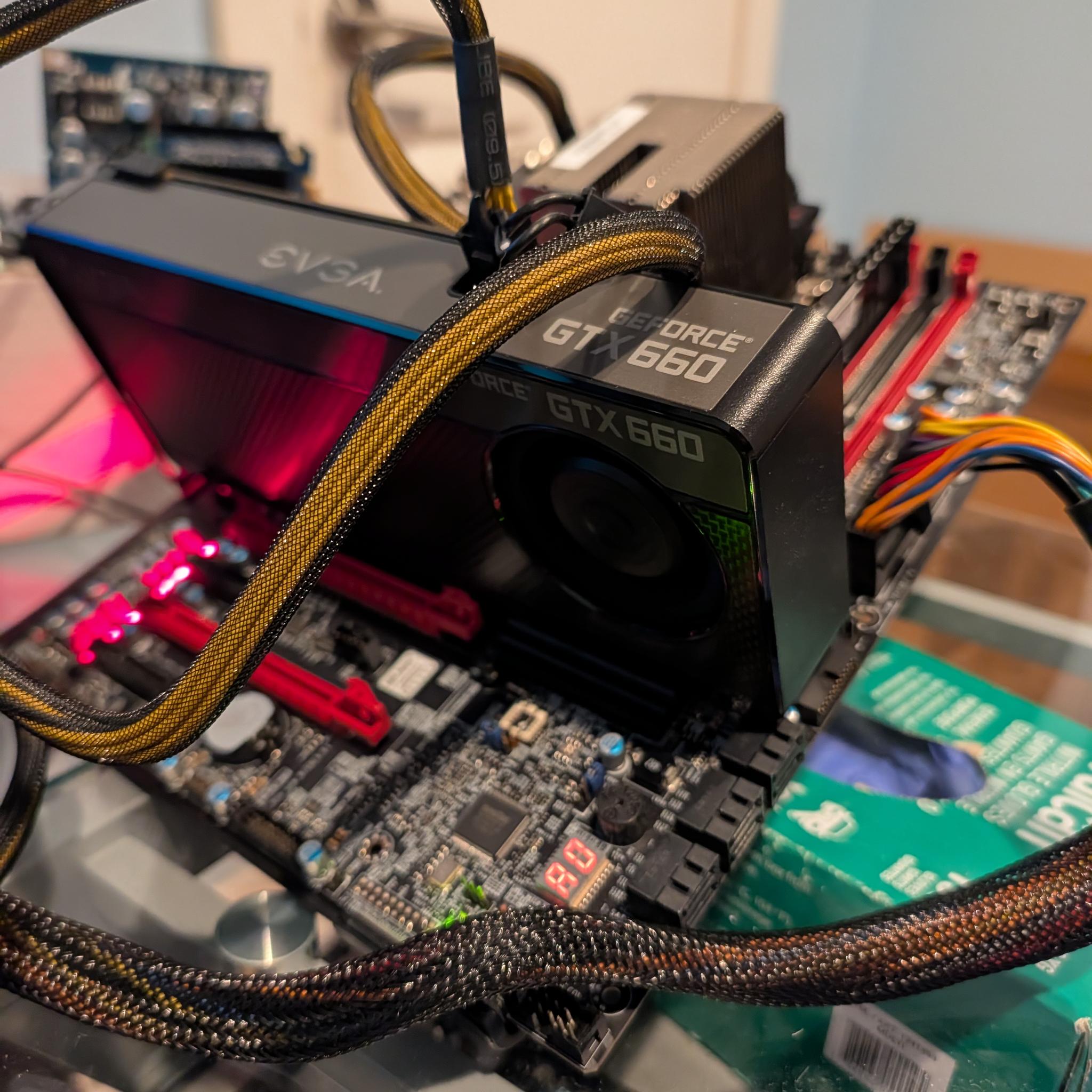 EVGA GTX 660 LIKE NEW