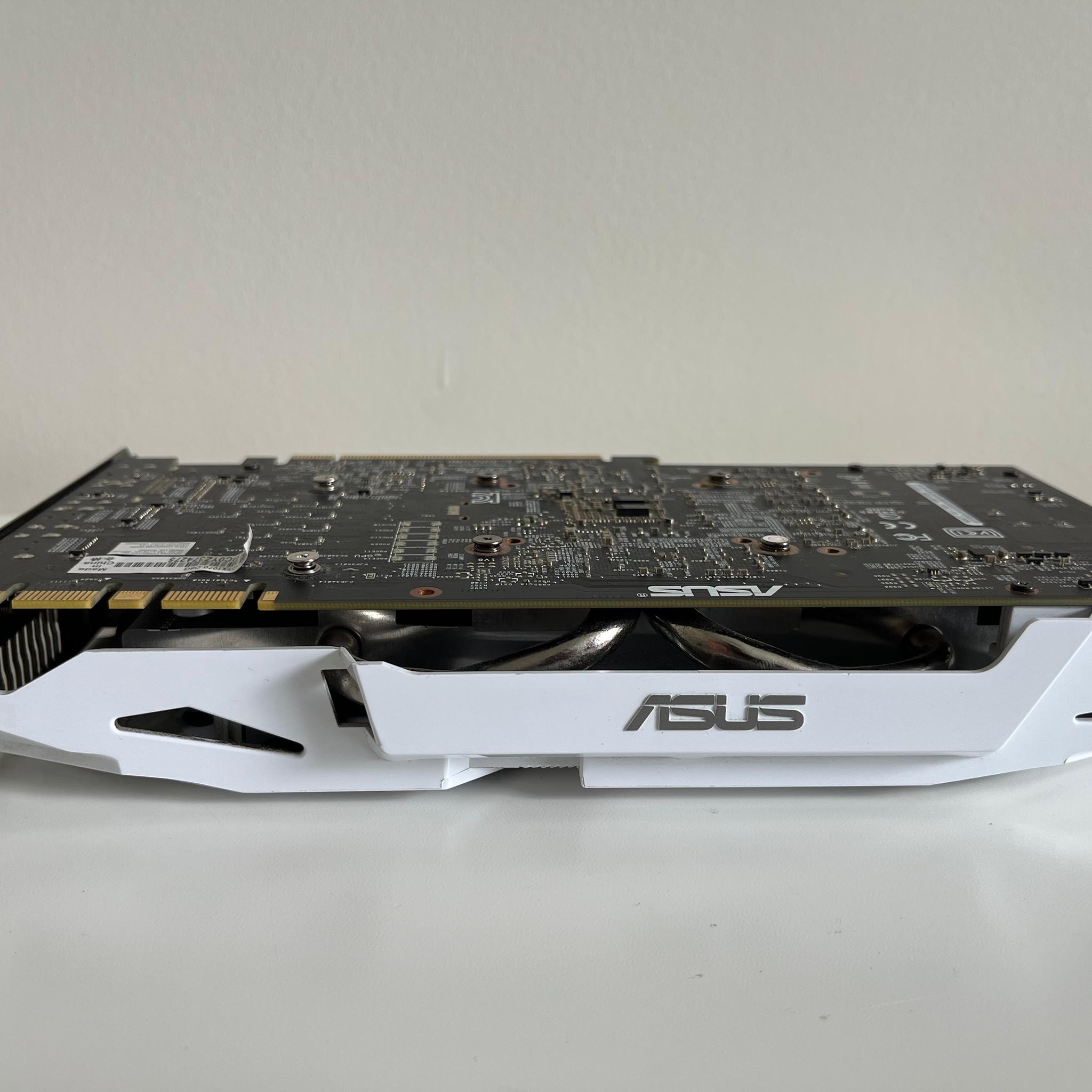 Asus Dual GTX 1070 OC