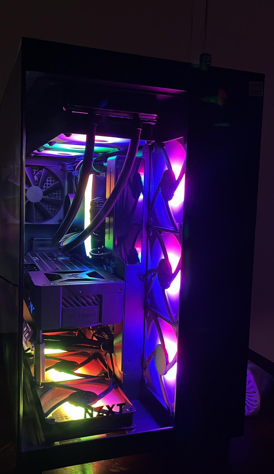 Custom 4K Gaming PC! Ryzen 9 9950X3d CPU, Asus Tuf Gaming 9070Xt