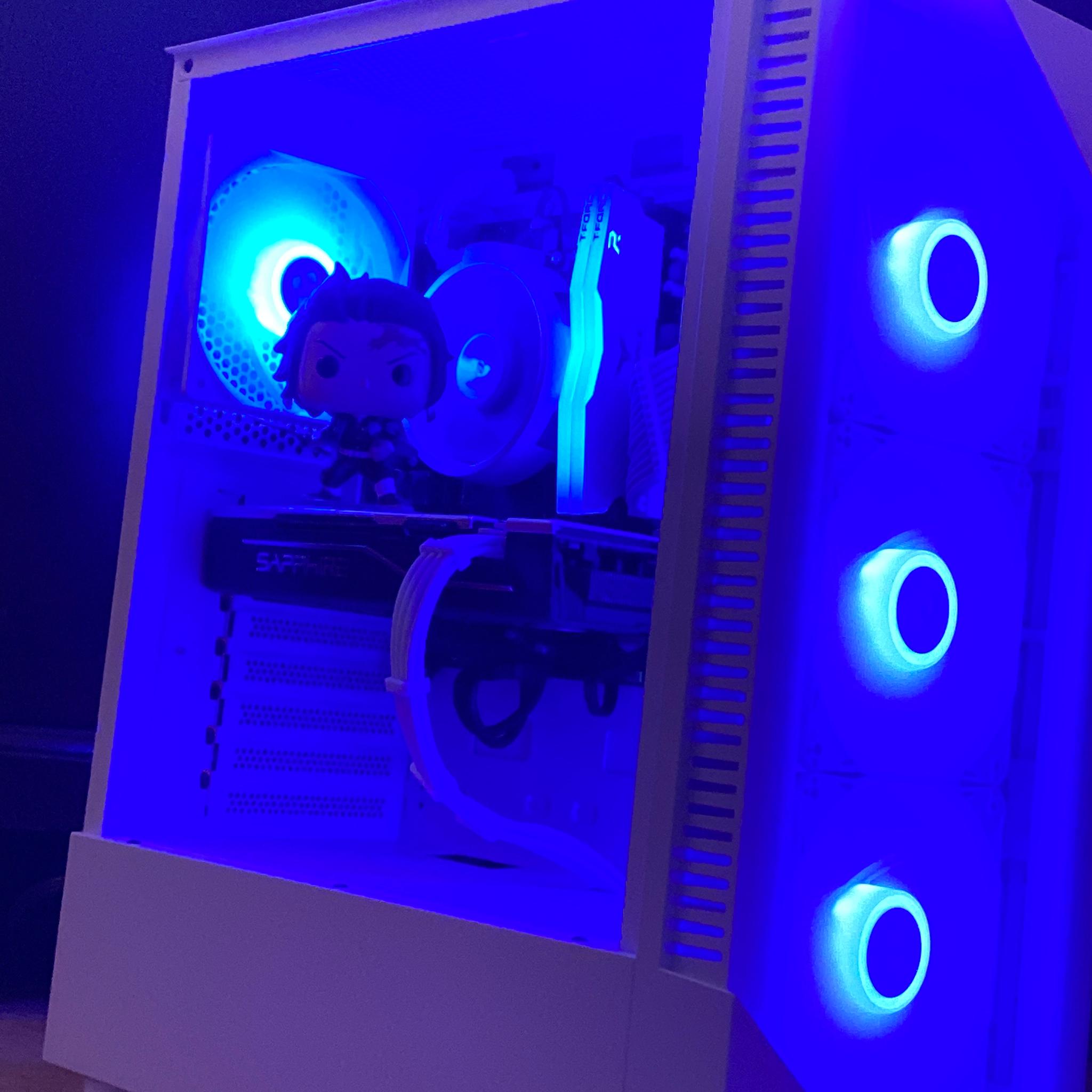 ⚪️Diablo Albus🔥🔥🔥| RX 580 8GB| Ryzen 5| 32GB TFORCE DDR4 RAM| 1TB SSD|Windows 11 Pro