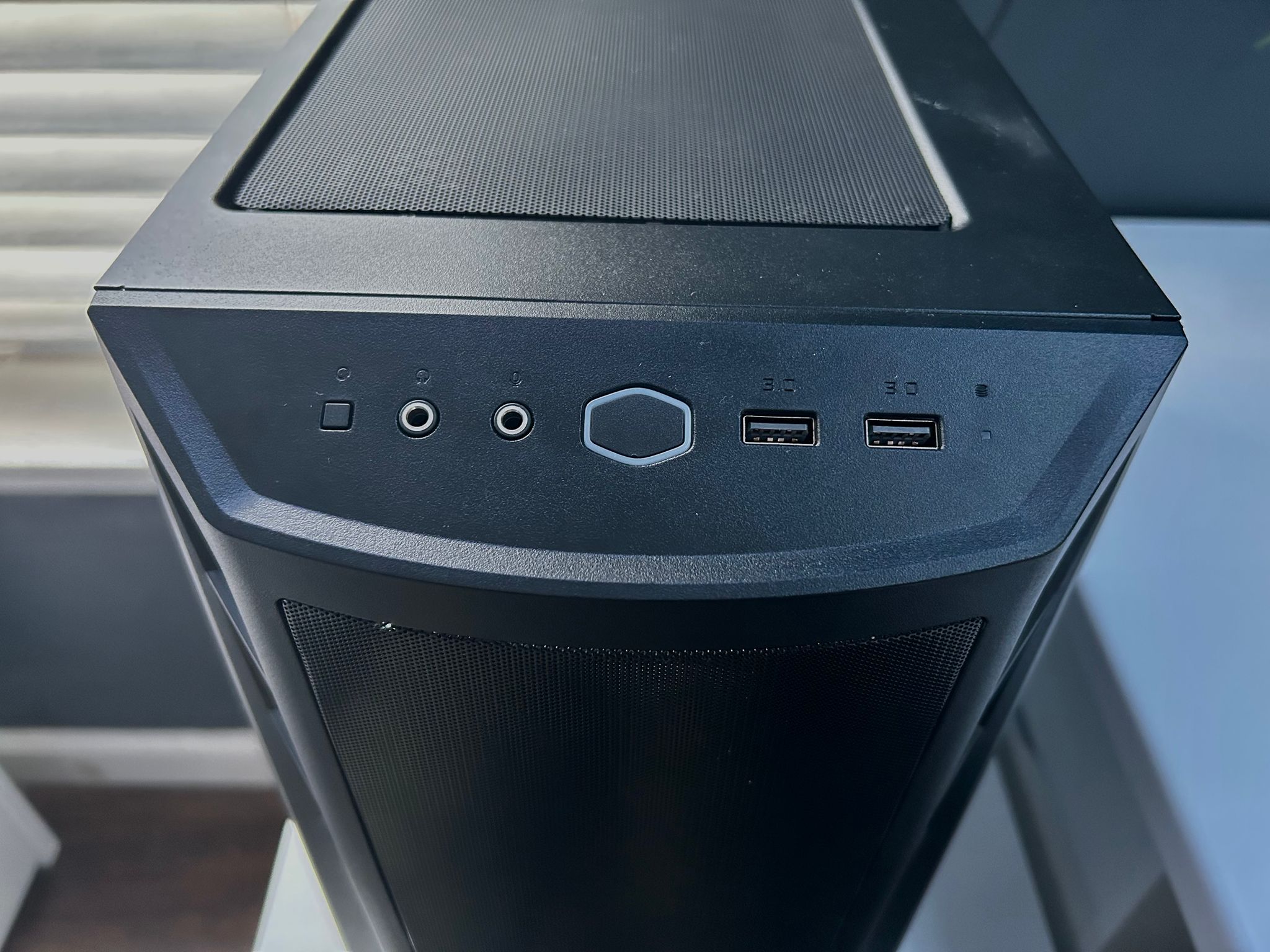 🔴 ⚫ 🔴 Compact Gaming PC | GTX 1060 // Ryzen 5 1600 AF