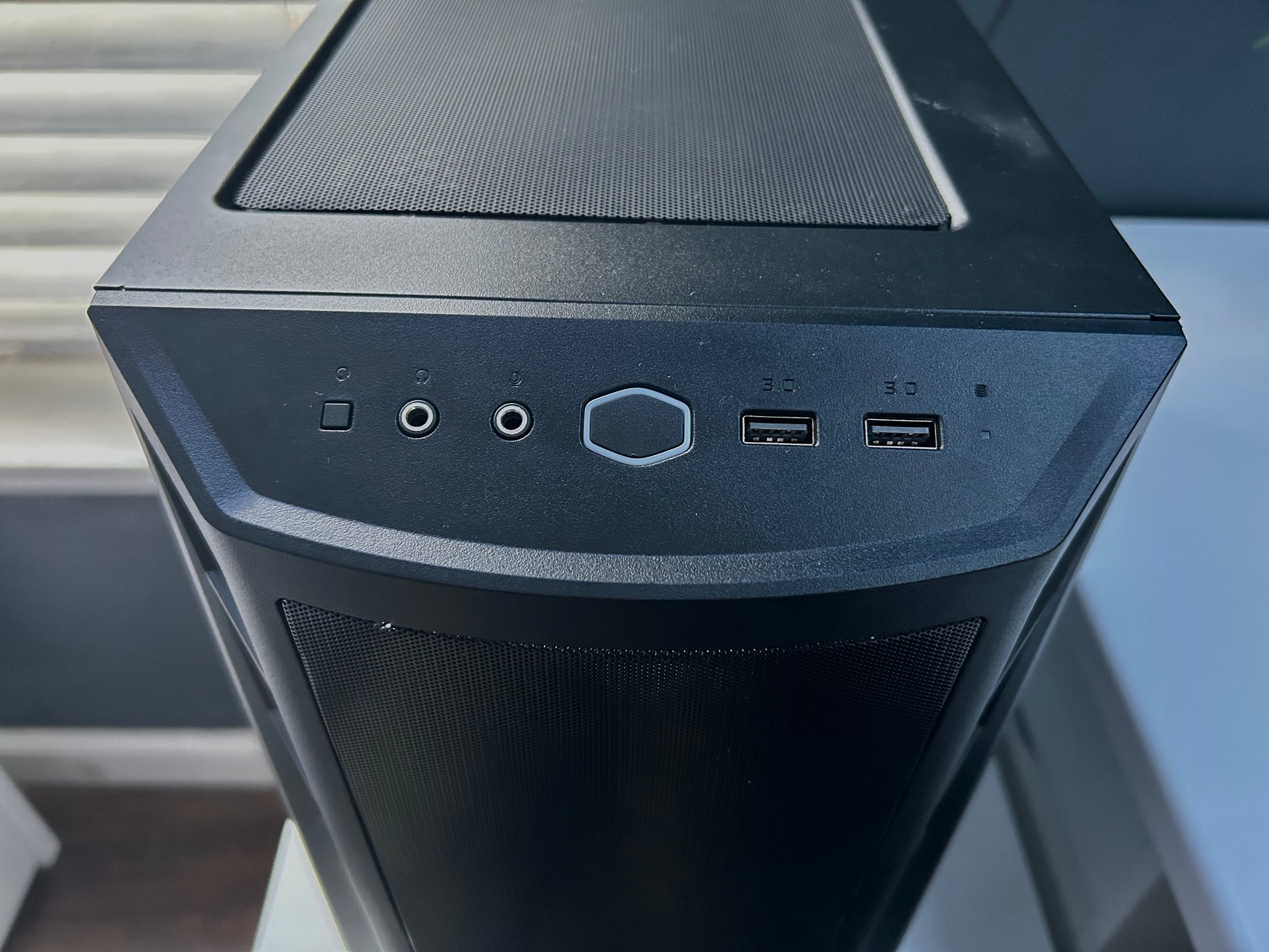 🔴 ⚫ 🔴 Compact Gaming PC | GTX 1060 // Ryzen 5 1600 AF