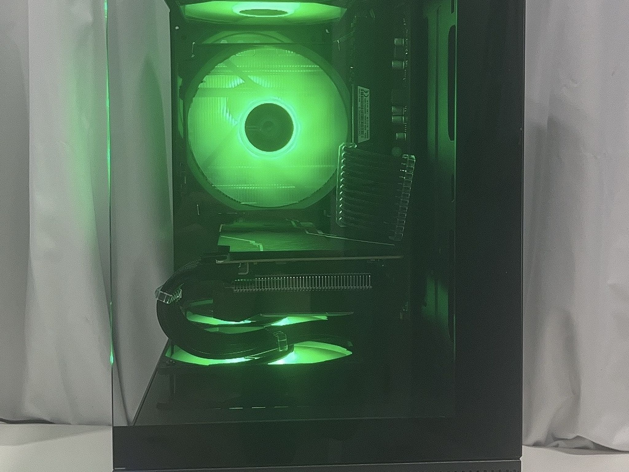 NEW GAMING PC | RTX 2070 SUPER | RYZEN 5 5500 | 16 GB RAM | 512 GB NVME | WIFI + BLUETOOTH
