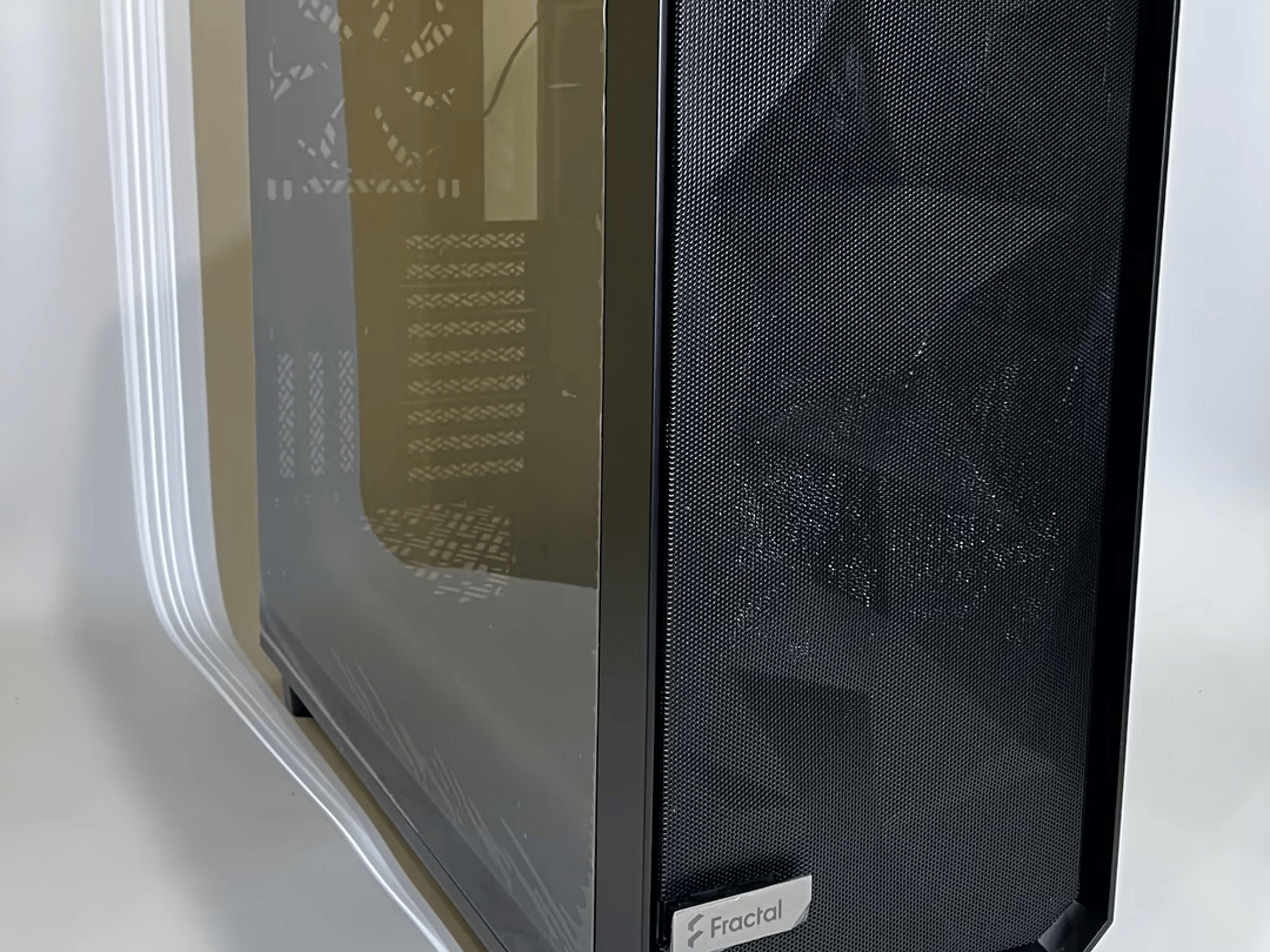 Fractal Design Meshify 2 XL Black ATX Flexible Dark Tinted Tempered Glass Window Full Tower Case