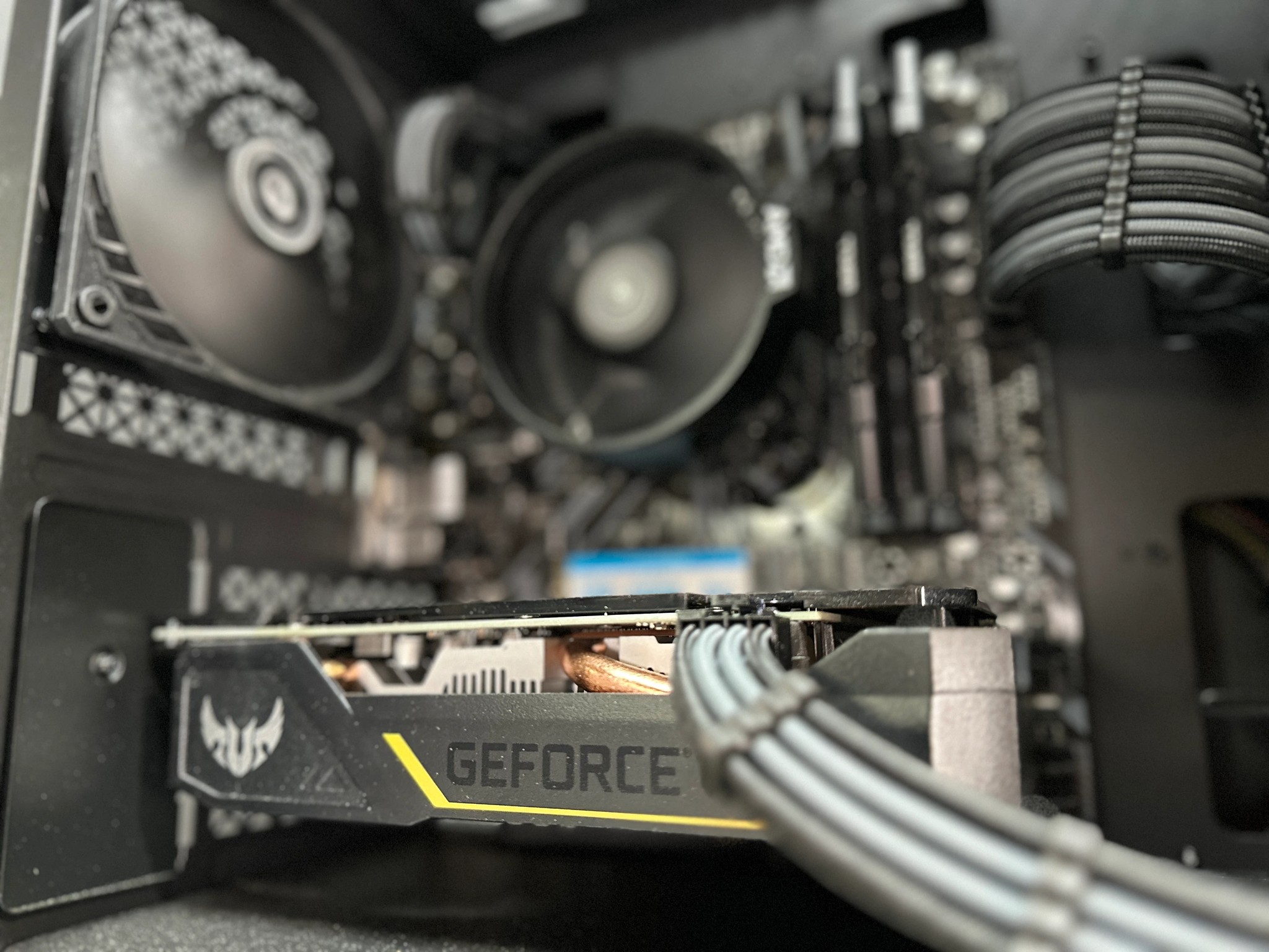 🏰♜Dark Iron♜🏰 GTX 1660ti / AMD Ryzen 5 5500 / 1TB NVME SSD / 16GB Ram / WIFI / WIN10