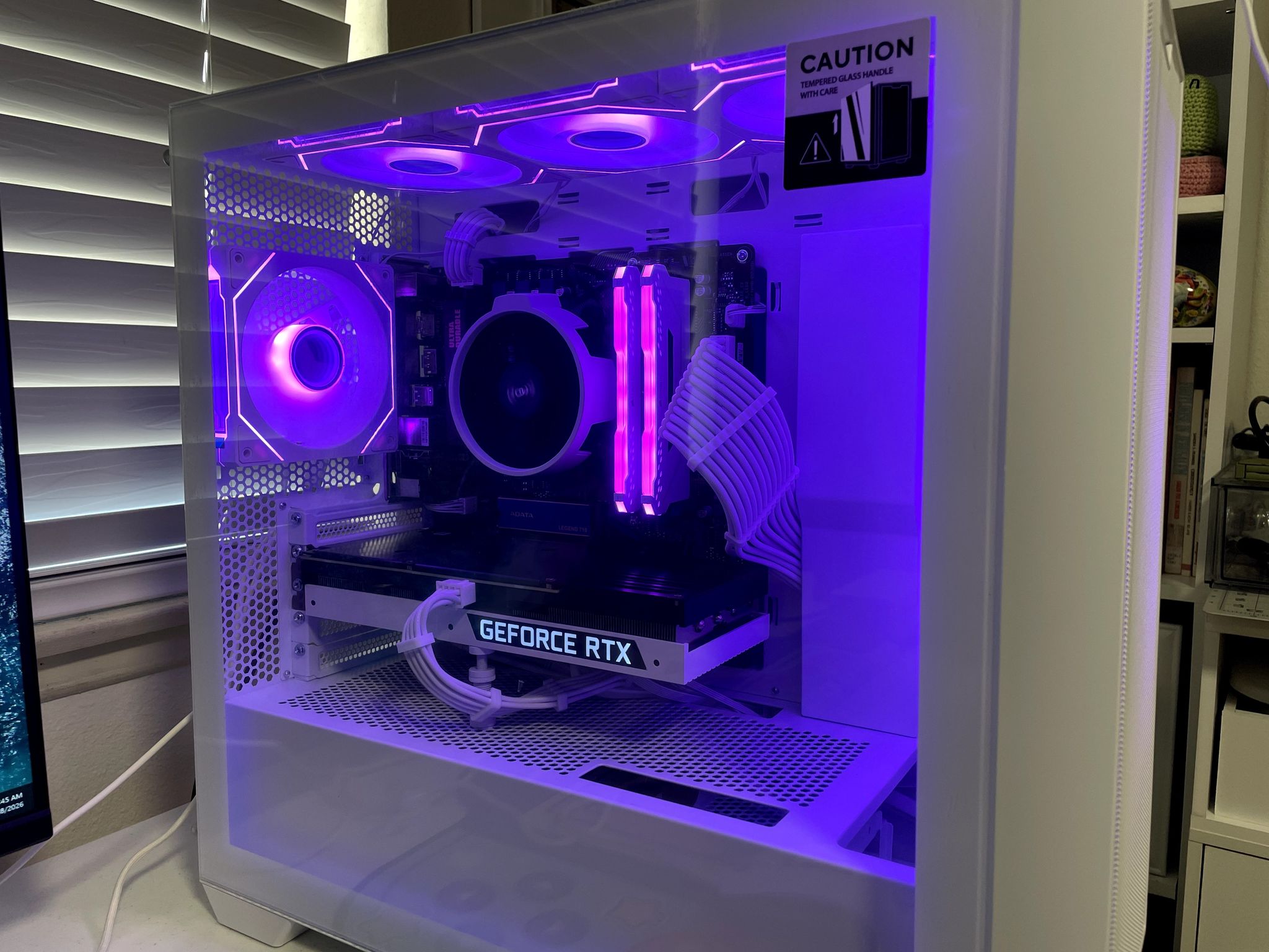 White RTX 3070 Gaming PC (Ryzen 5 5600X | 16GB RAM | 512GB RAM | WiFi + BT)