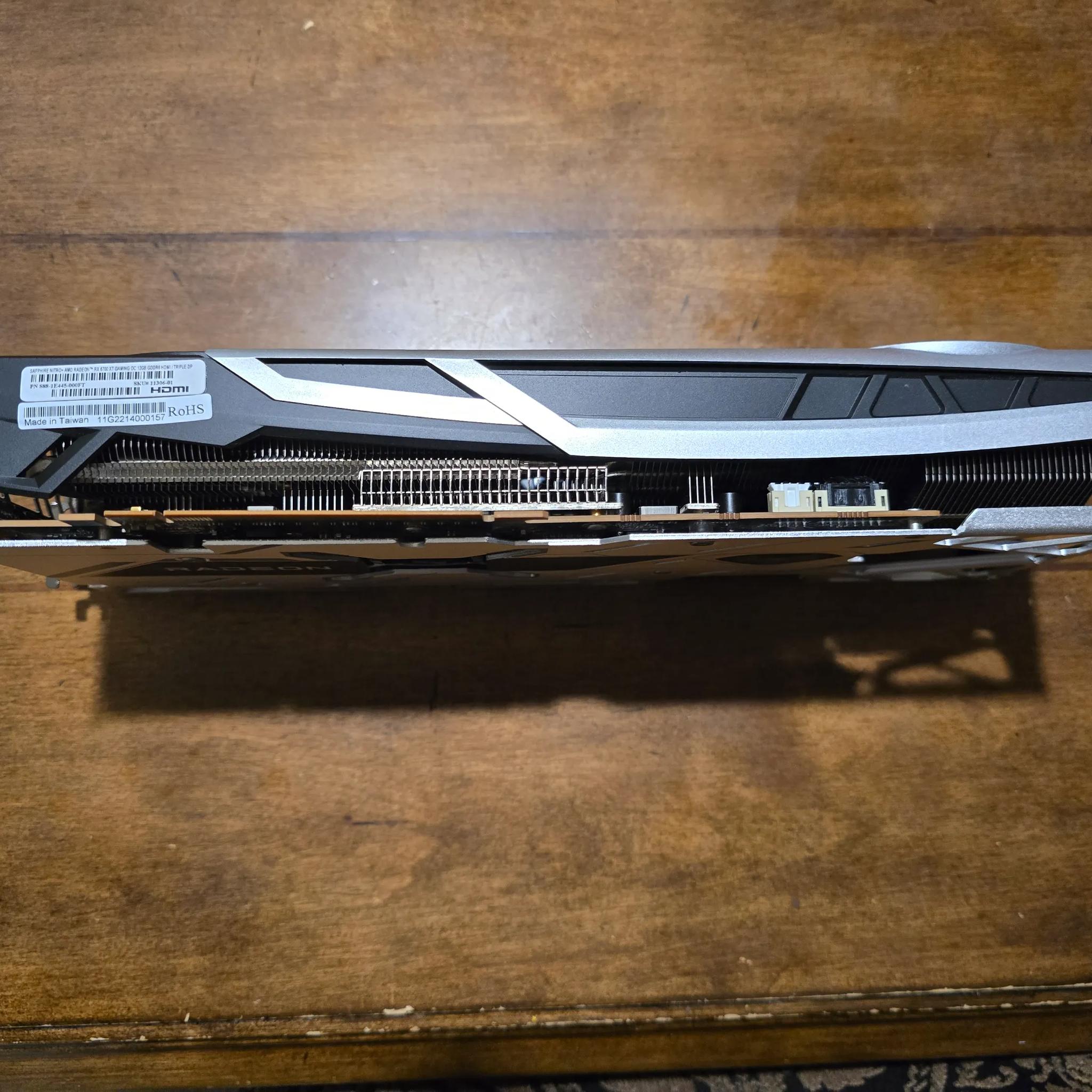 NITRO+ AMD Radeon™ RX 6700 XT
