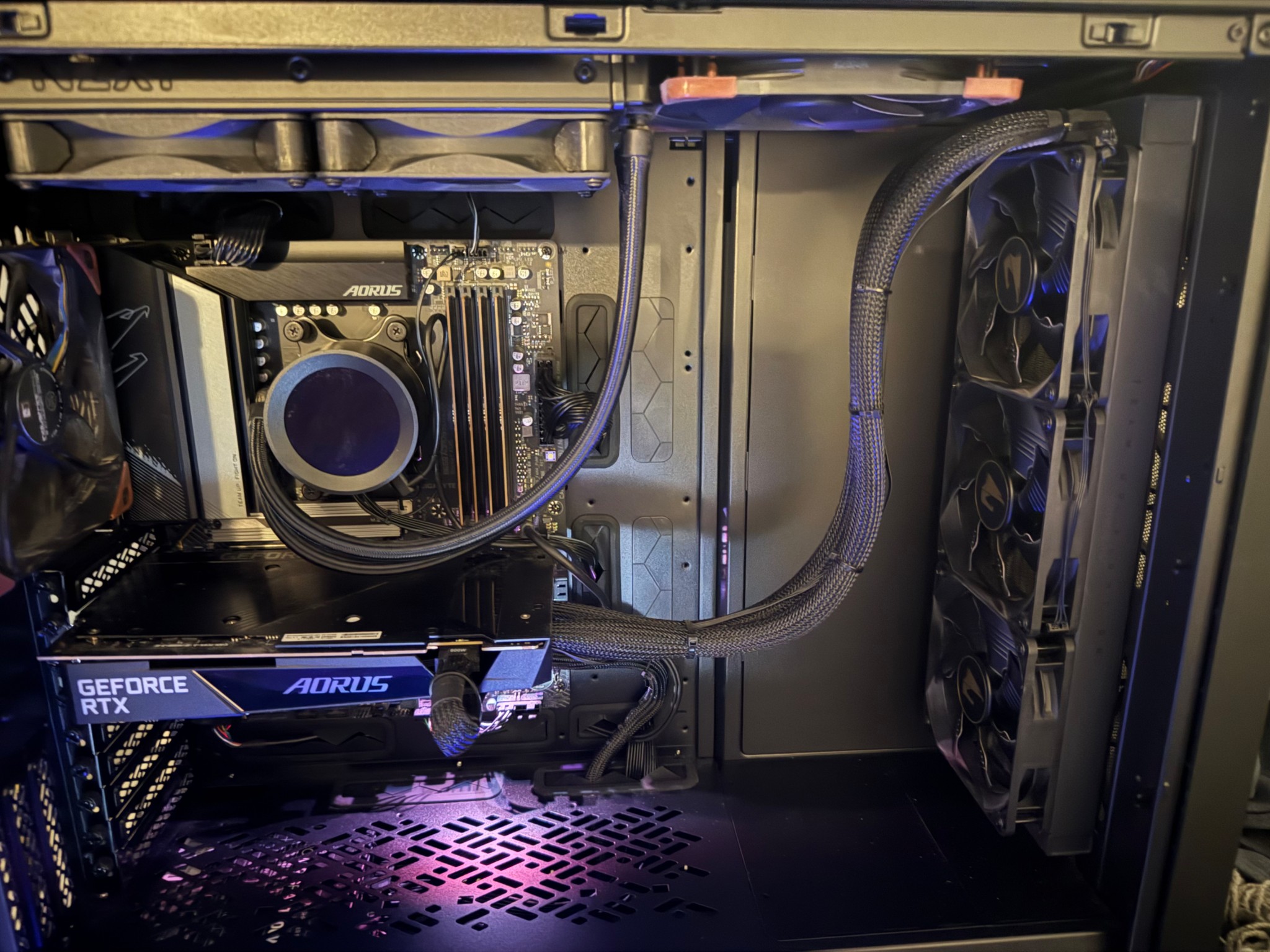 AMD Ryzen 9 Processor - CPU Water cooled NVME SSD 2TB Nvidia GeForce RTX 4090