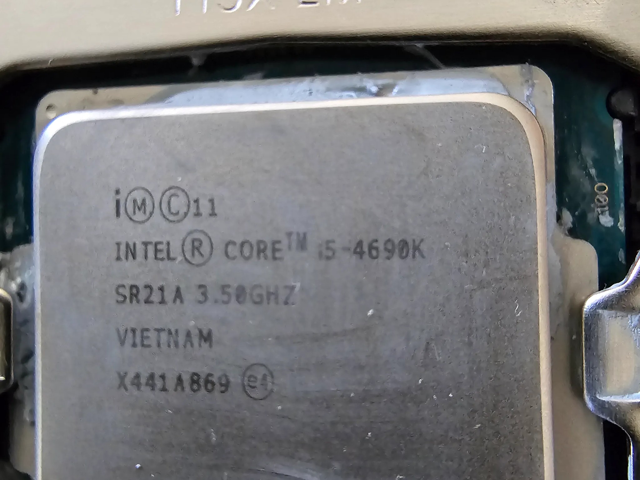 Gigabyte ga-z97x-gaming 3 with Intel i5-4690k