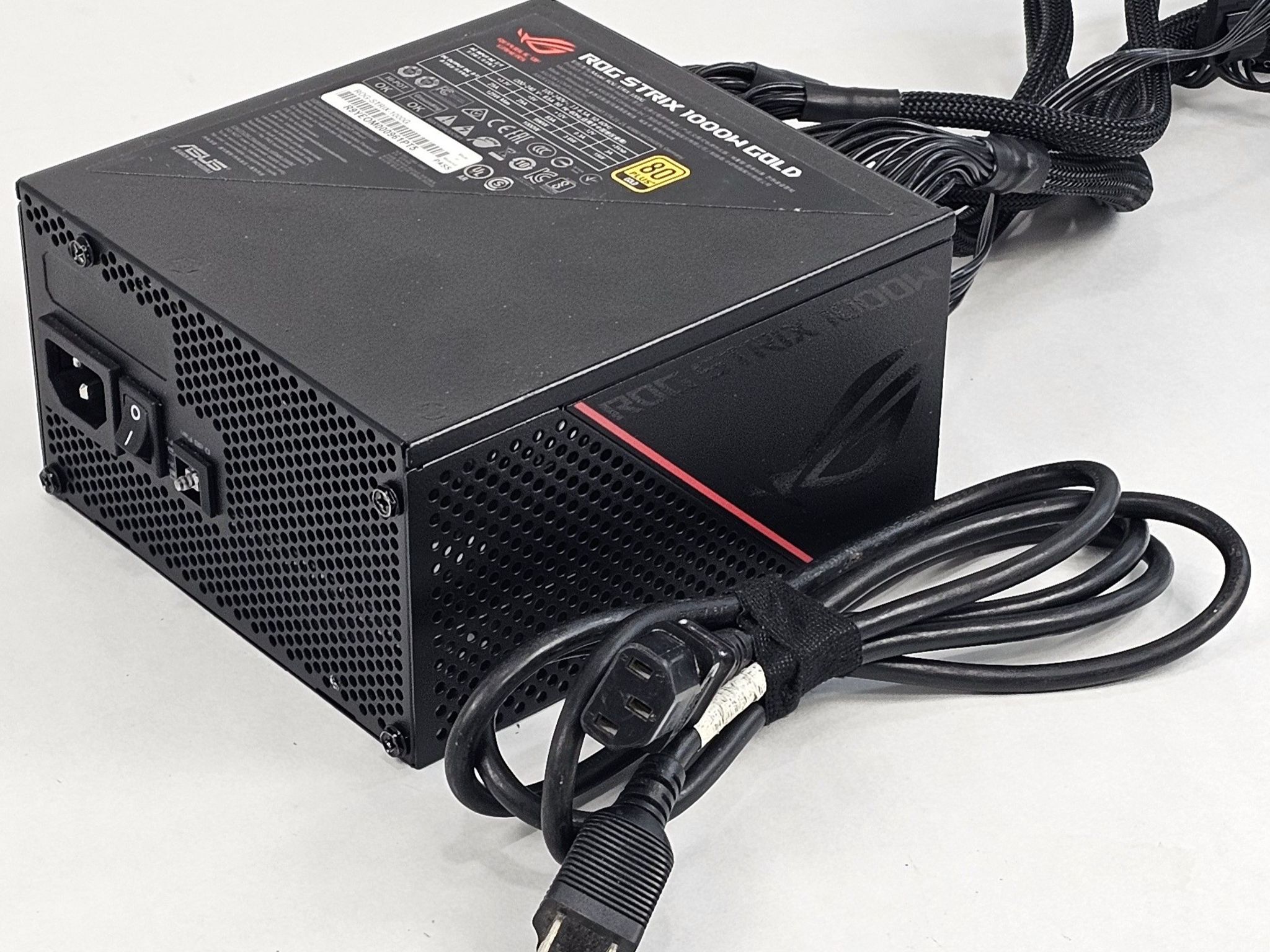1000 Watt PSU ASUS ROG Strix 1000G Power Supply