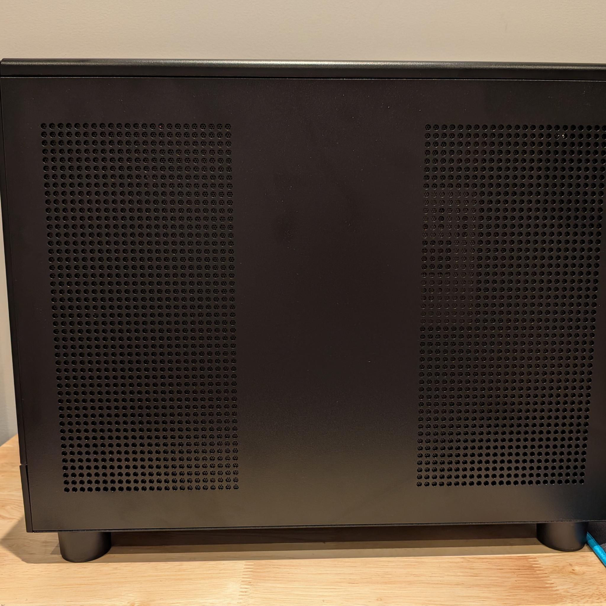 1440p Nightcrawler - RX 9070, Ryzen 5 9600X, 32 GB DDR5 RAM, 1 TB Gen 4 NVME, RGB, Liquid Cooled