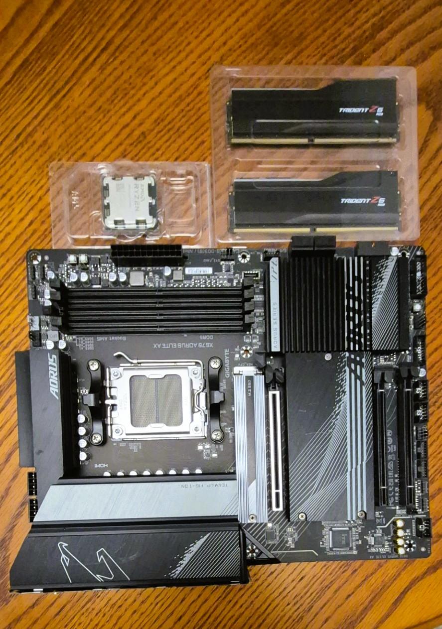 Gigabyte X670 AORUS ELITE AX AM5 Motherboard, Ryzen 9 7950X CPU, 64GB RAM G.Skill Trident Z5 RGB RGB