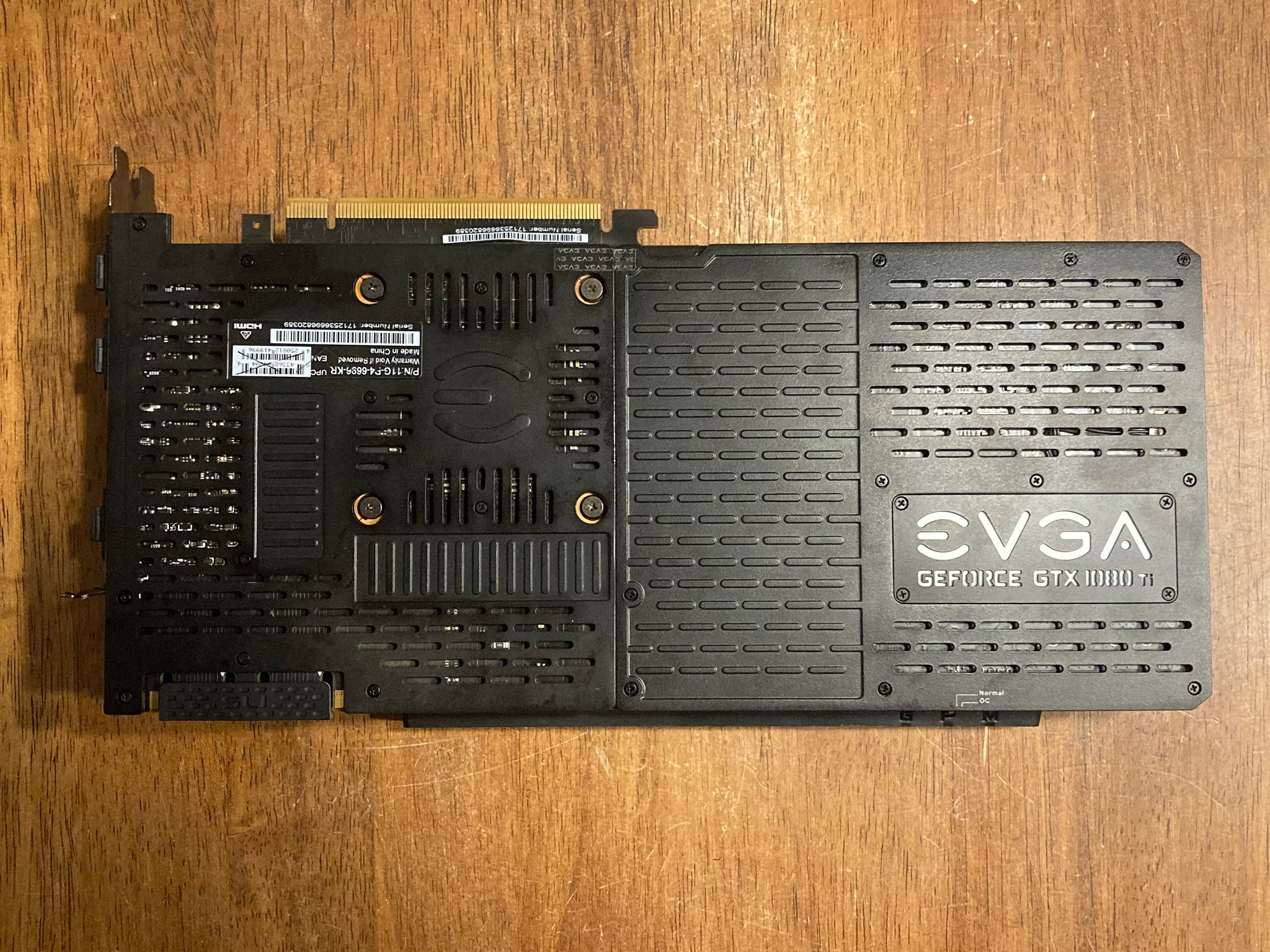 EVGA GTX 1080 Ti FTW3 11GB RGB Graphics Card (READ - BENT I/O BRACKET)