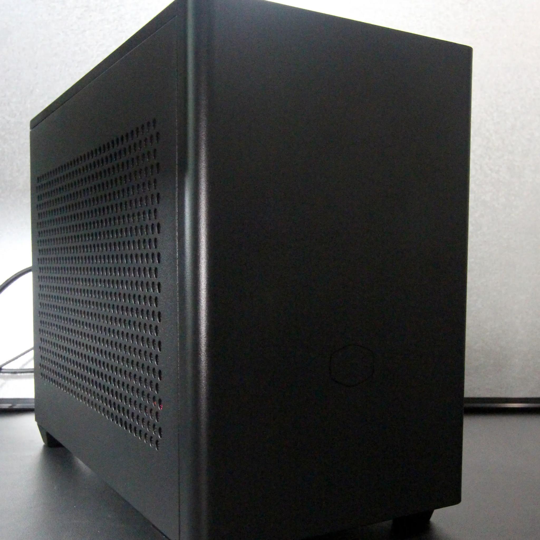 Mini-ITX Water Cooled Gaming PC / AMD Ryzen 7 5800X / RTX 3060ti / 32GB DDR4 / 1TB / Windows 11 Pro