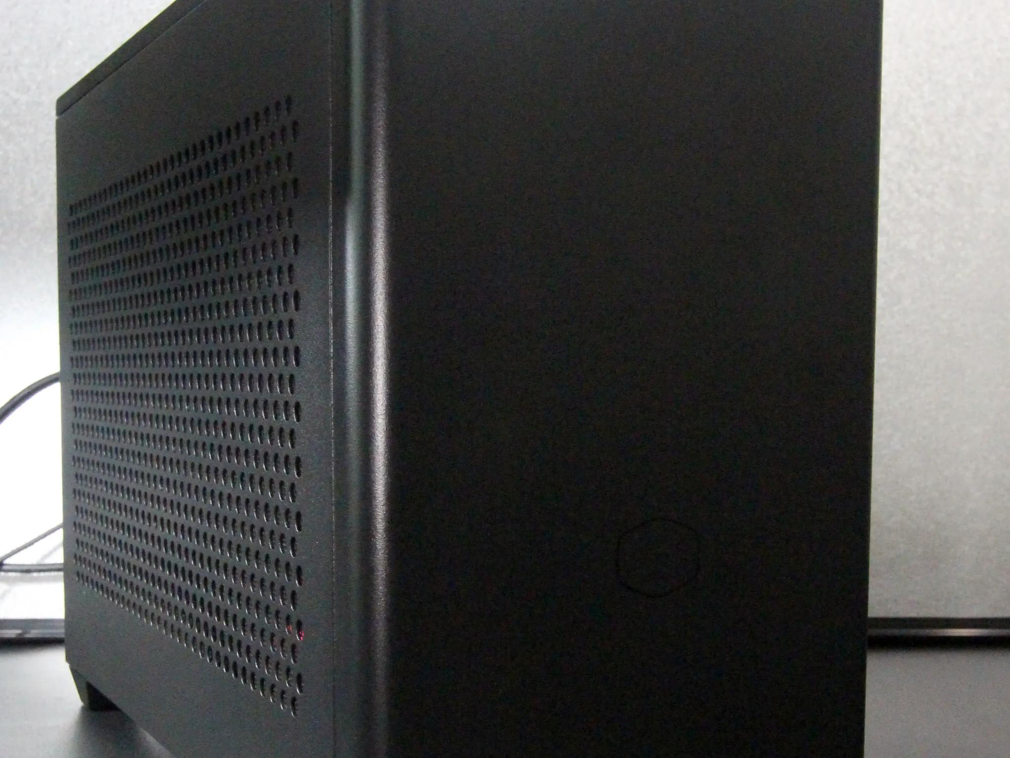 Mini-ITX Water Cooled Gaming PC / AMD Ryzen 7 5800X / RTX 3060ti / 32GB DDR4 / 1TB / Windows 11 Pro