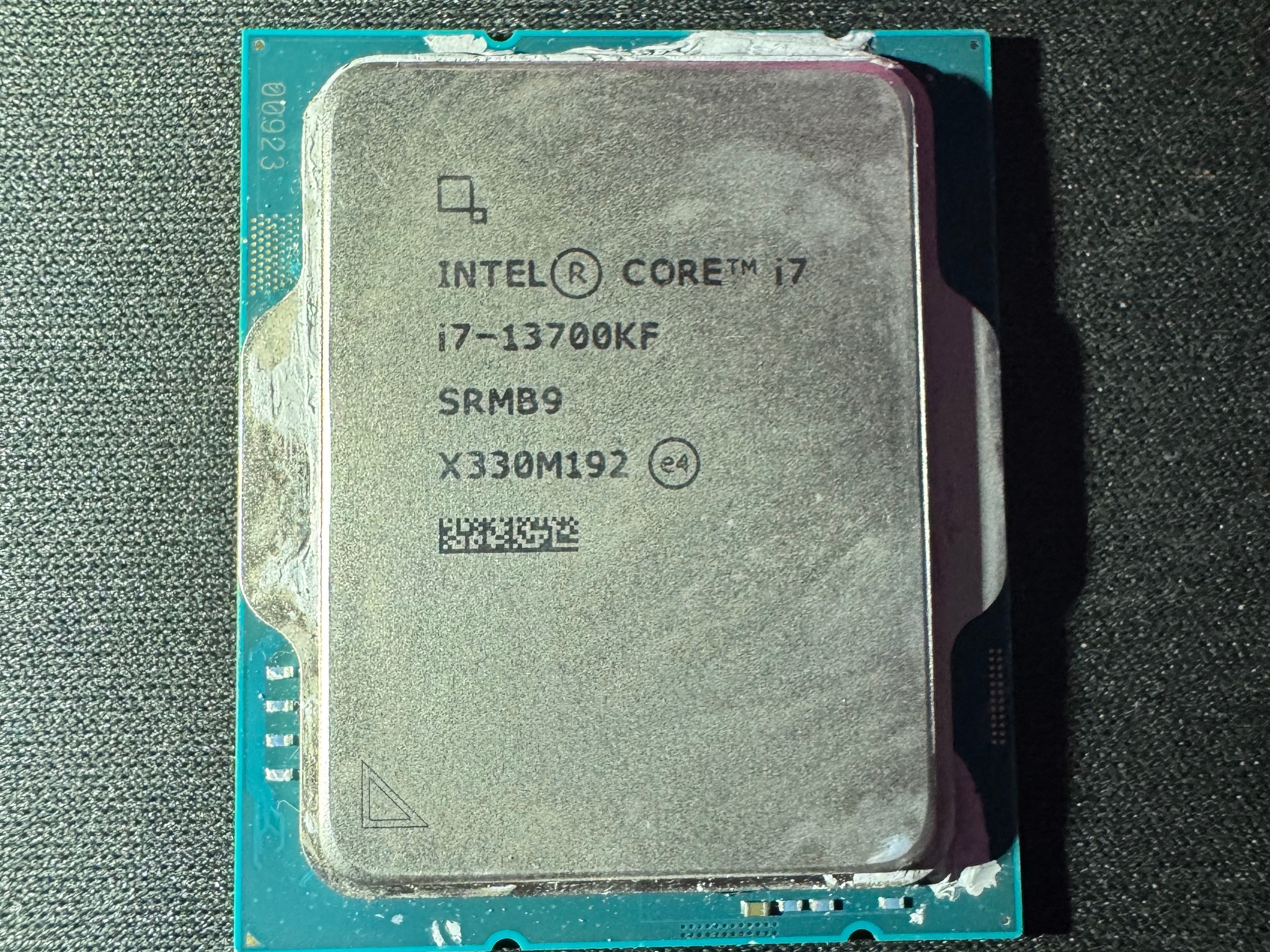 Intel Core i7-13700KF