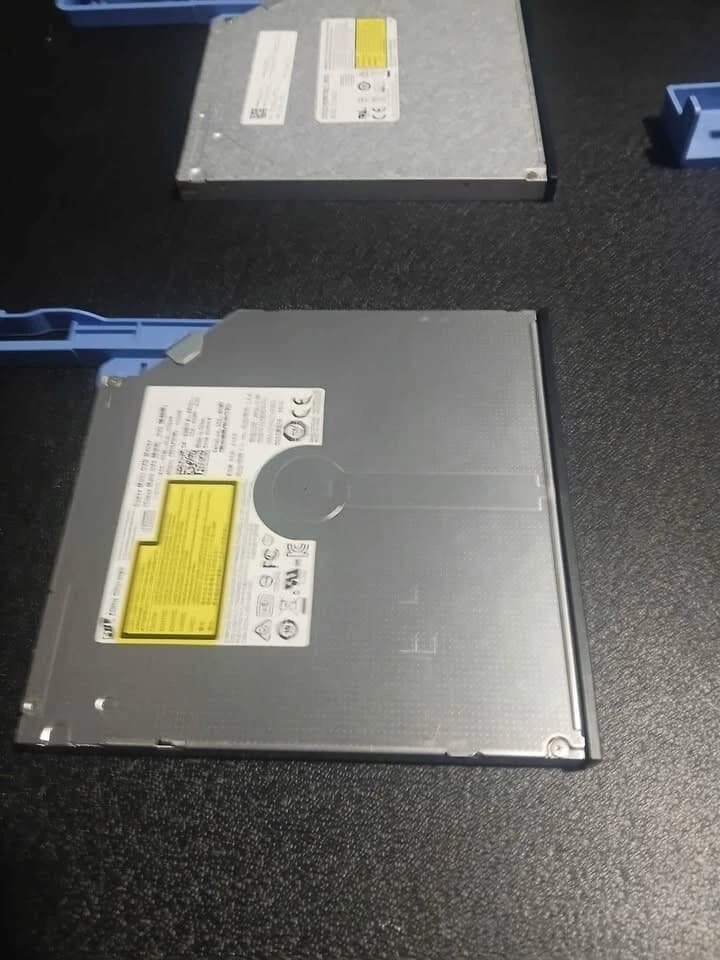 Dell OptiPlex 7040 CD / DVD Drive guys this price is for only
