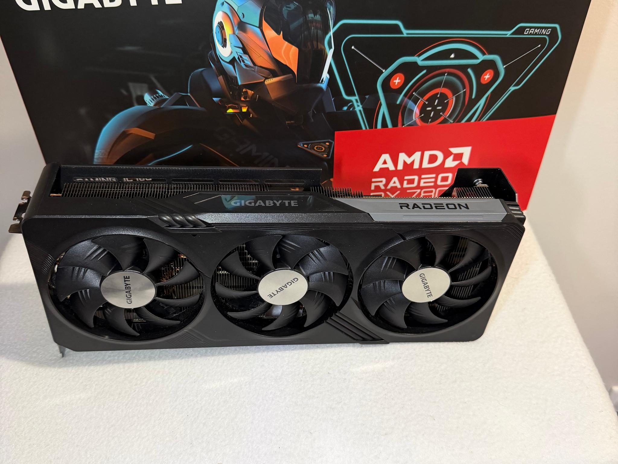 Gigabyte Radeon RX 7800 XT GAMING OC 16G