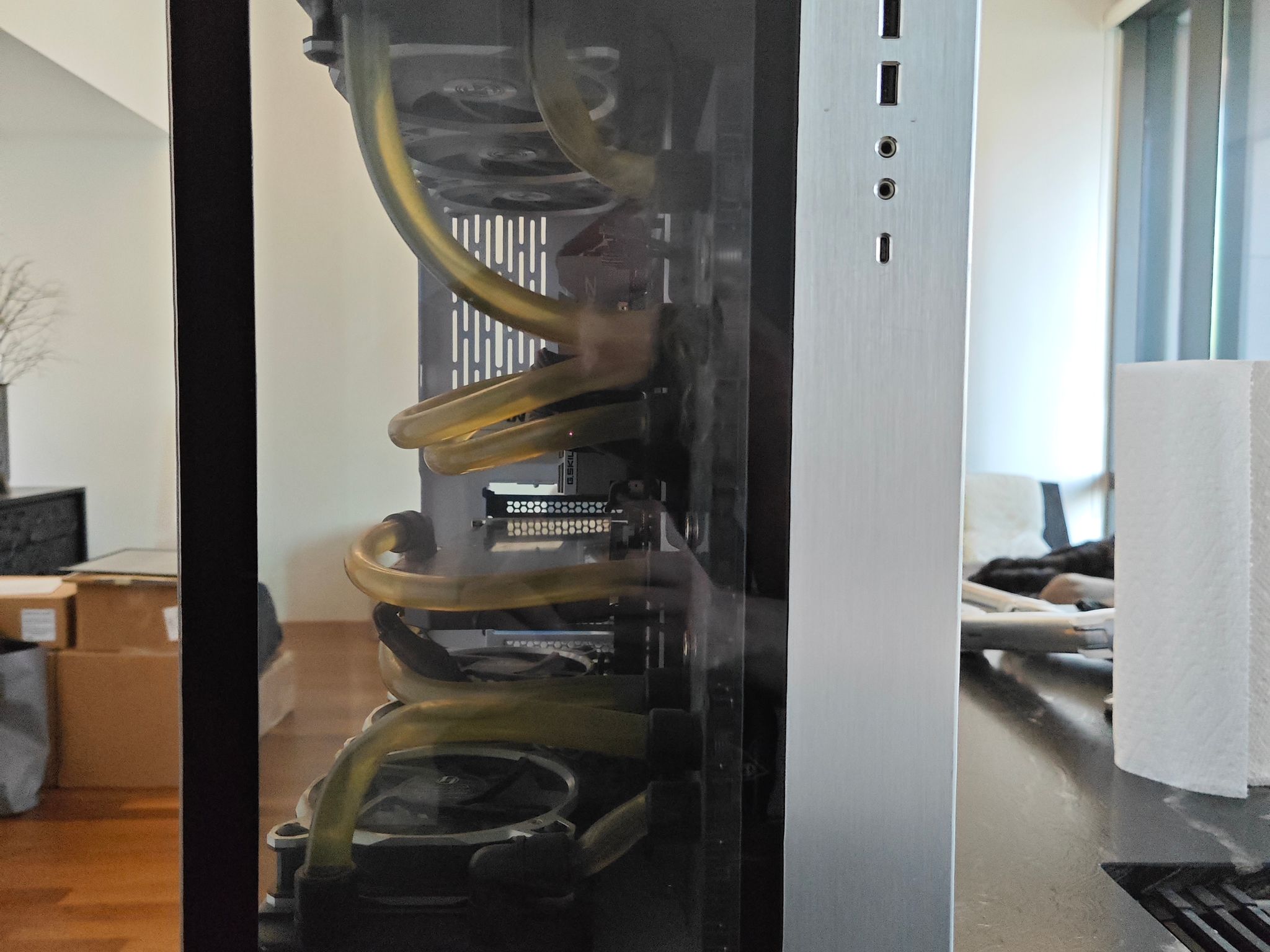GeForce RTX 2080 Ti Custom Gaming PC - Core i9-9900K, 1TB NVMe SSD