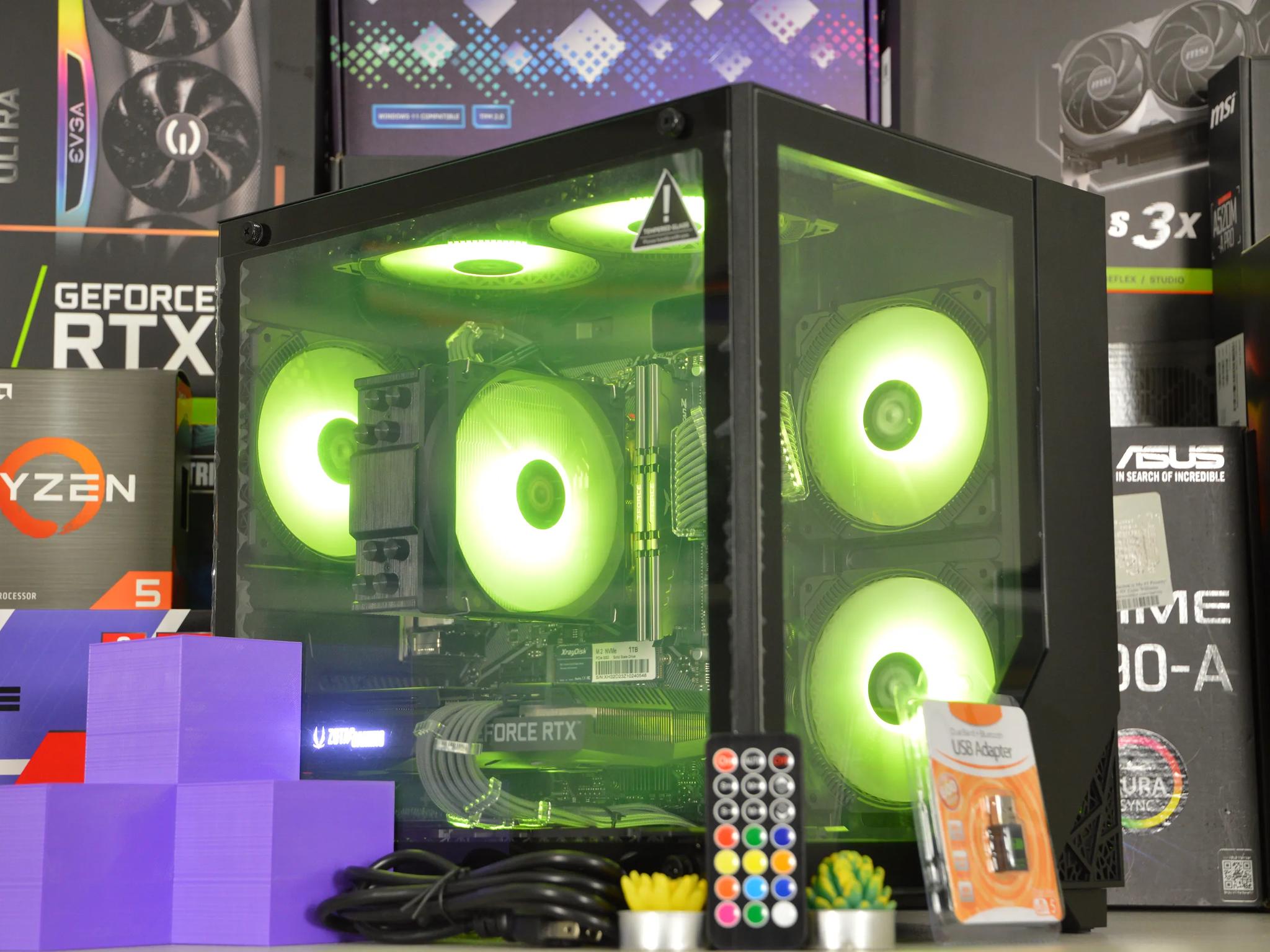🧊🧊| RTX 3070 8GB| RYZEN 7 3700X | 32 GB DDR4 RAM | 1TB NVME SSD | Ice Box |