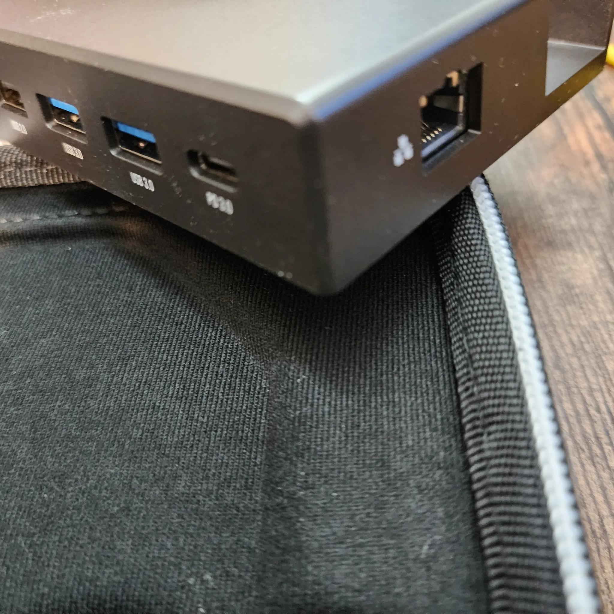 Valve Steam Deck OLED 1TB premium anti-glare etched glass Sabernet Dock m.2 bay 1TB MSD TPU cover