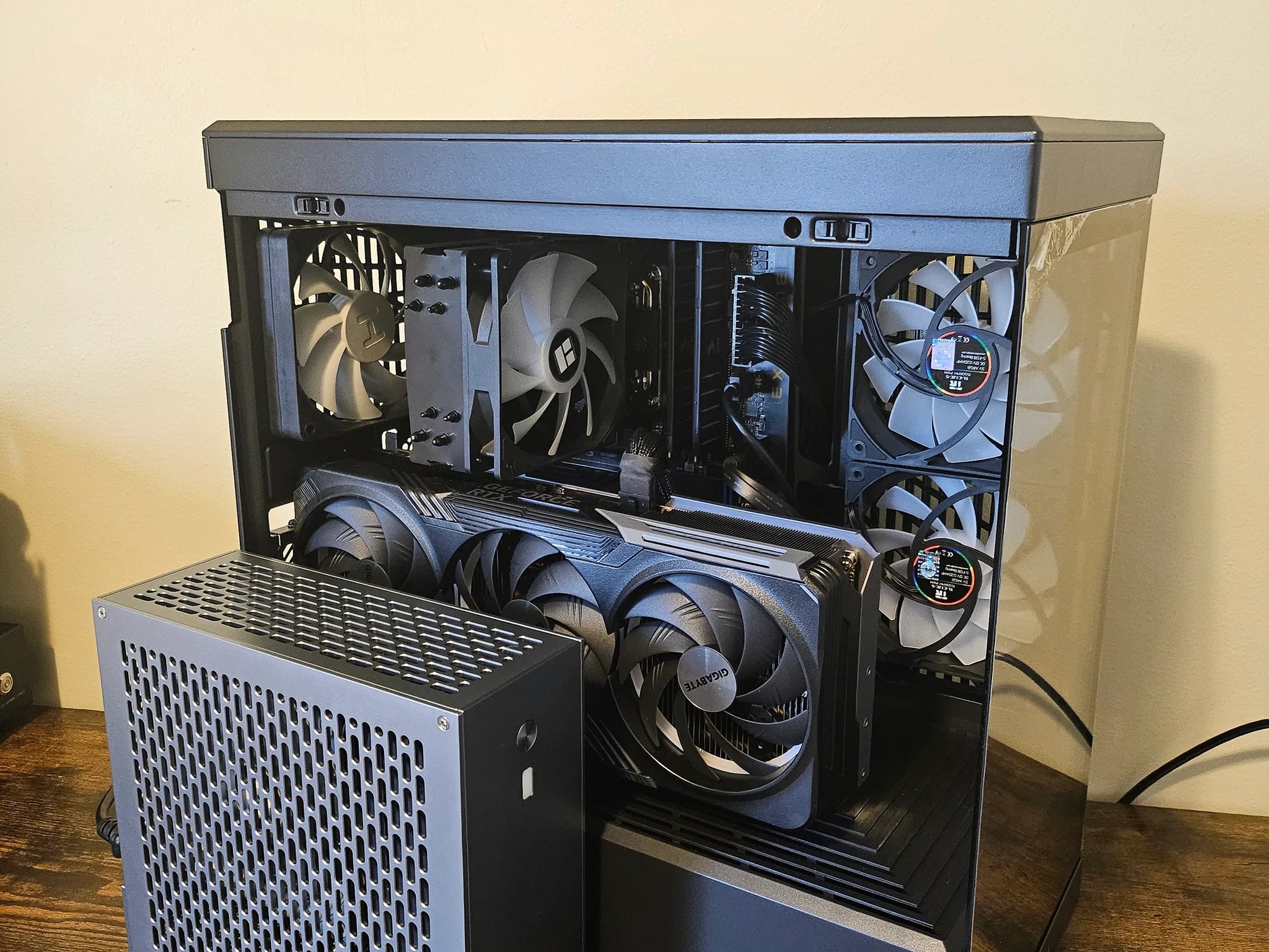 5 Liter 13600kf/RTX 4060 LP SFF Gaming PC