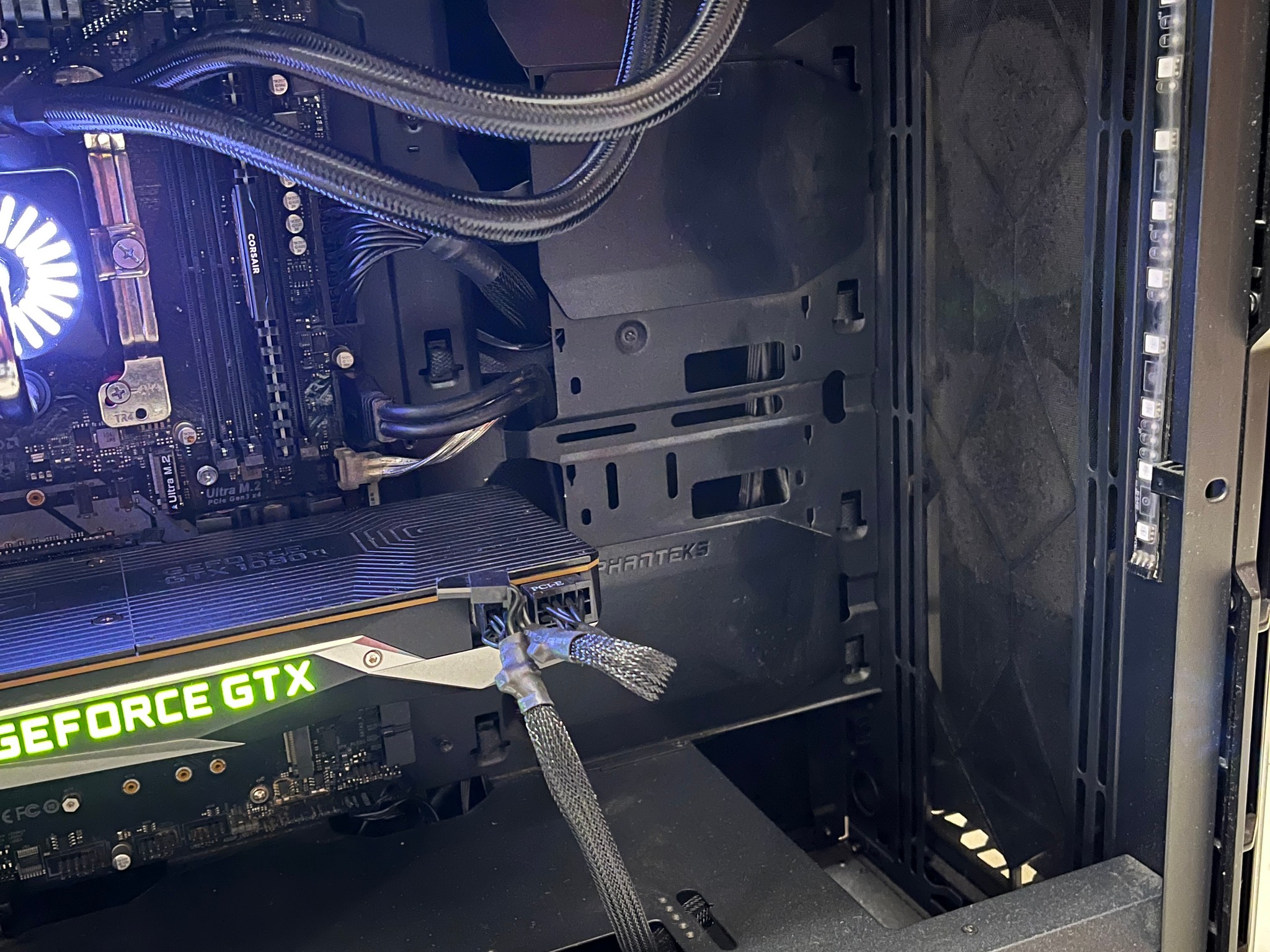 🟠🔥NVIDIA GTX 1080 Ti, AMD Ryzen 7 2700X, 16GB RAM, 500 GB SSD, High FPS Custom Gaming PC