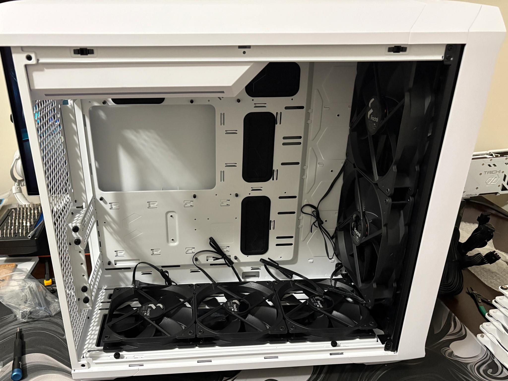 Fractal Design - Torrent - White