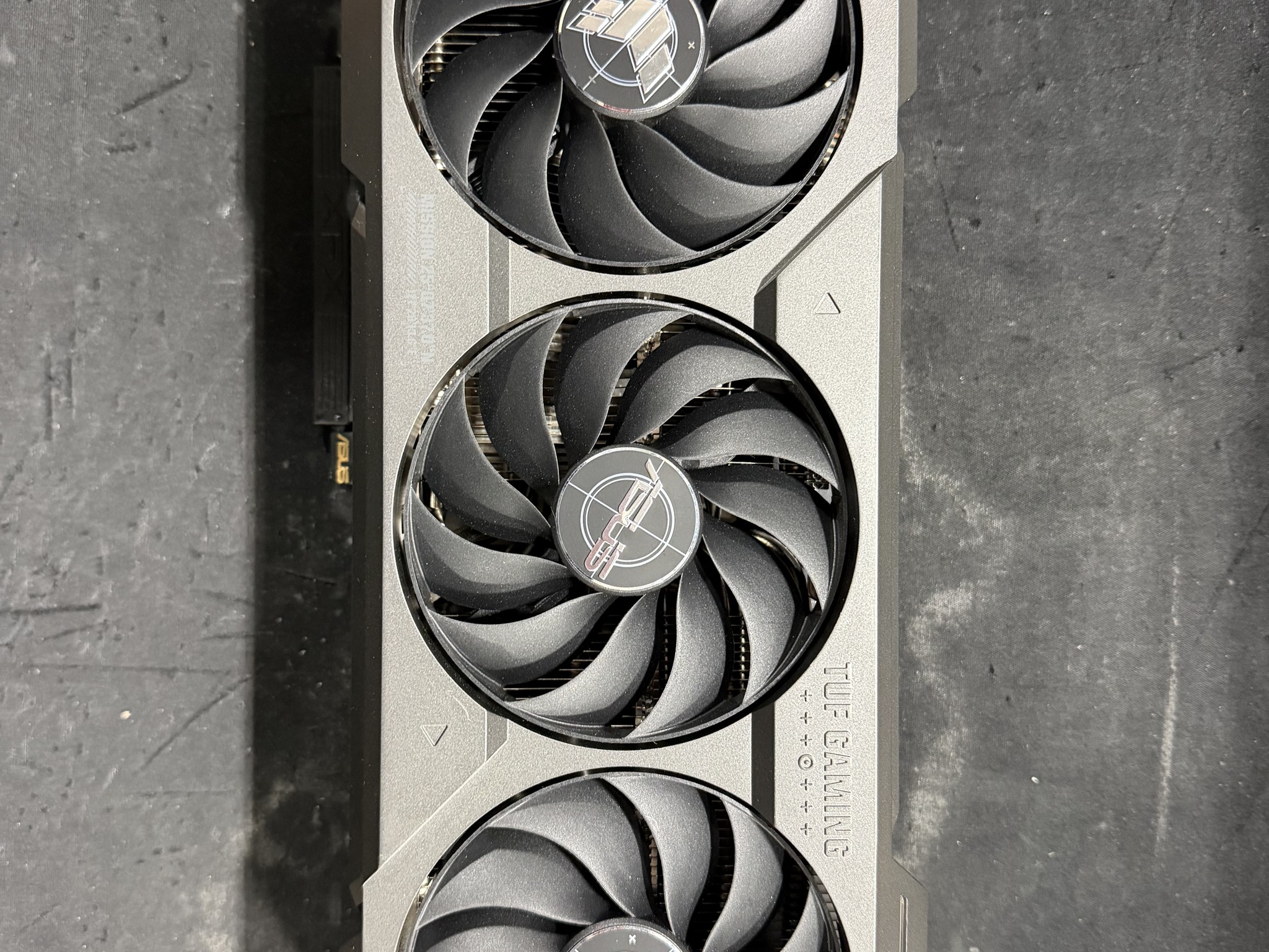 ASUS TUF GAMING GeForce RTX 4070 Ti