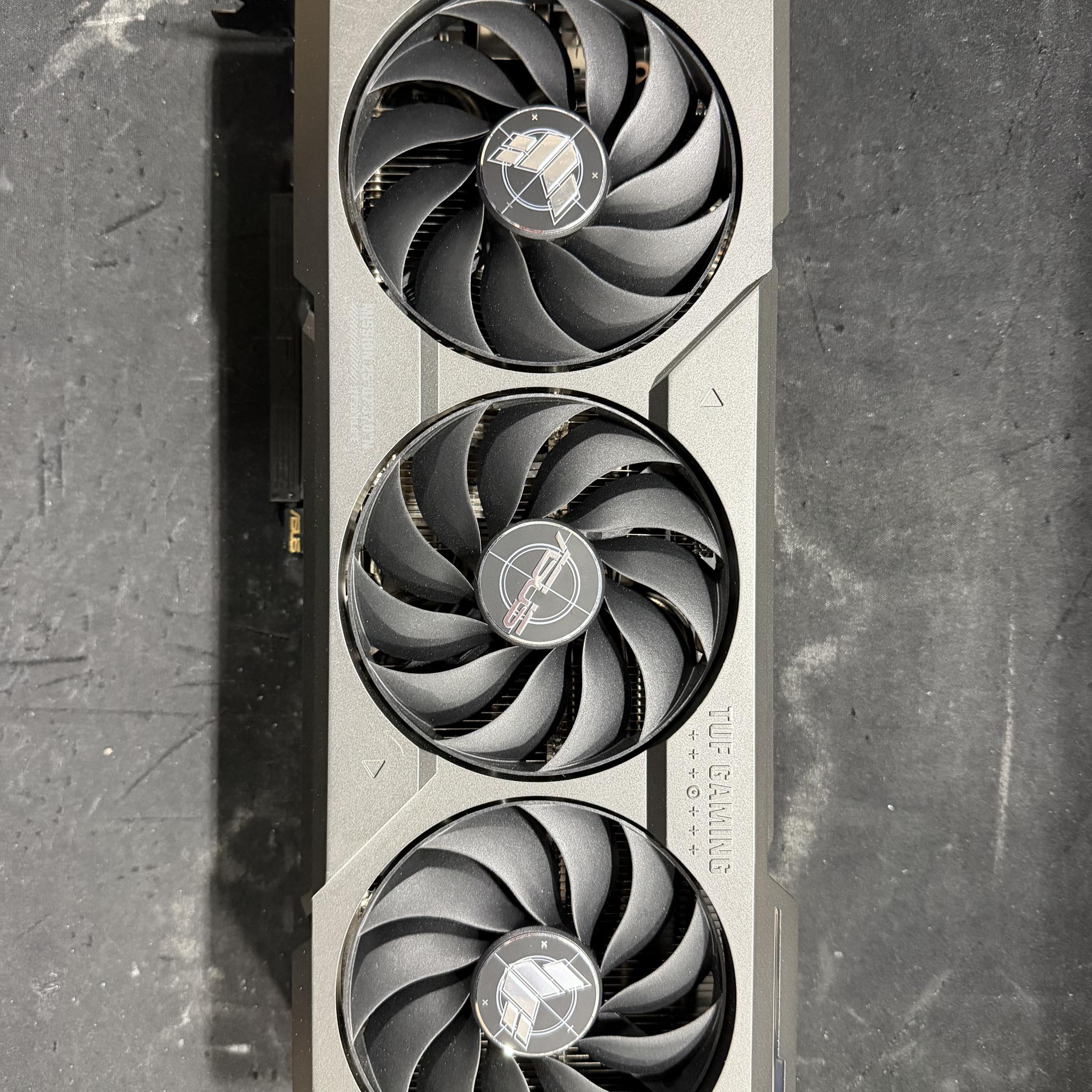 ASUS TUF GAMING GeForce RTX 4070 Ti