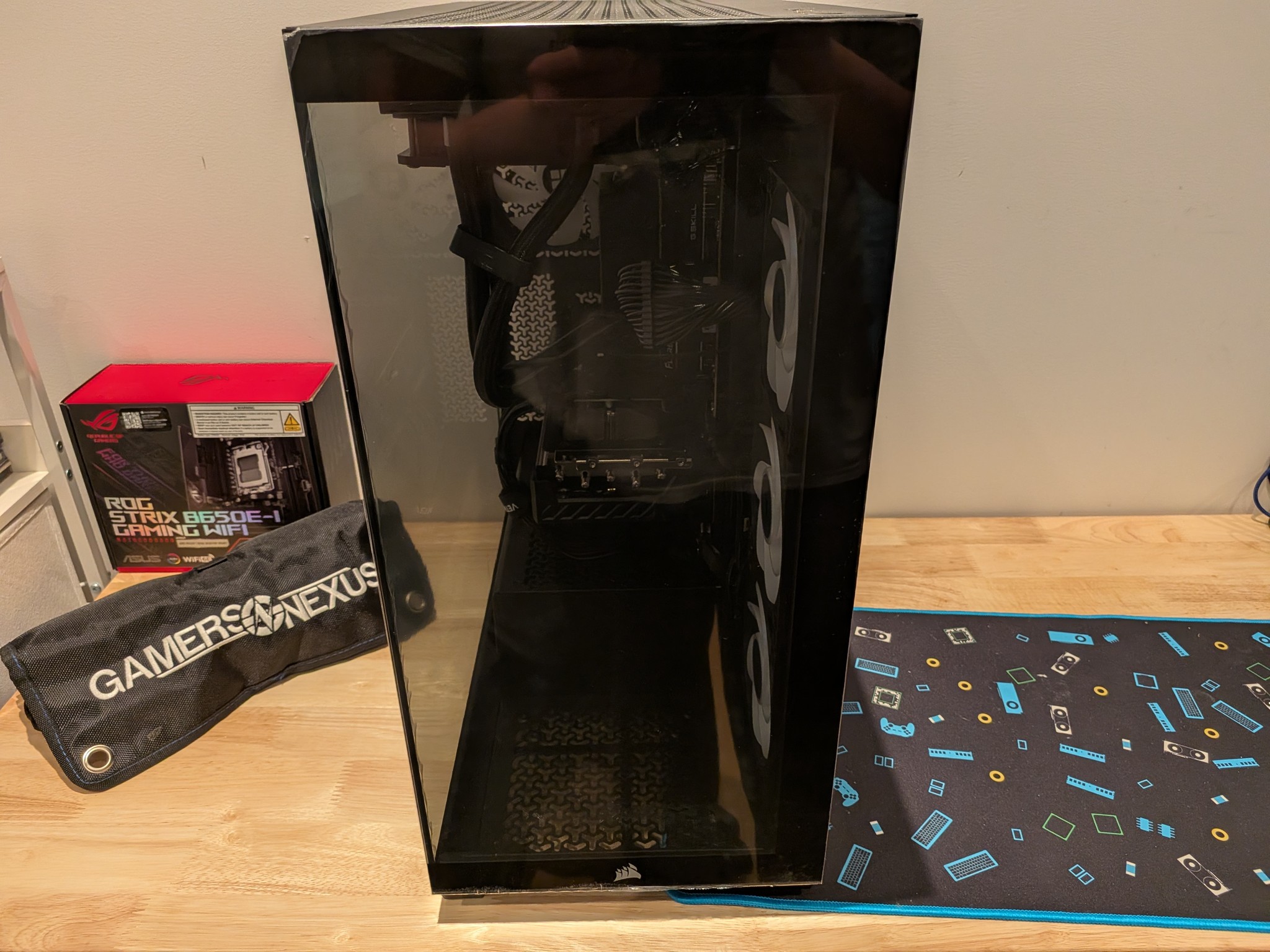 4K Centurion - RX 9070 XT, Ryzen 7 9800X3D, 64 GB DDR5 RAM, 2 TB Gen 4 NVME, Liquid Cooled, RGB