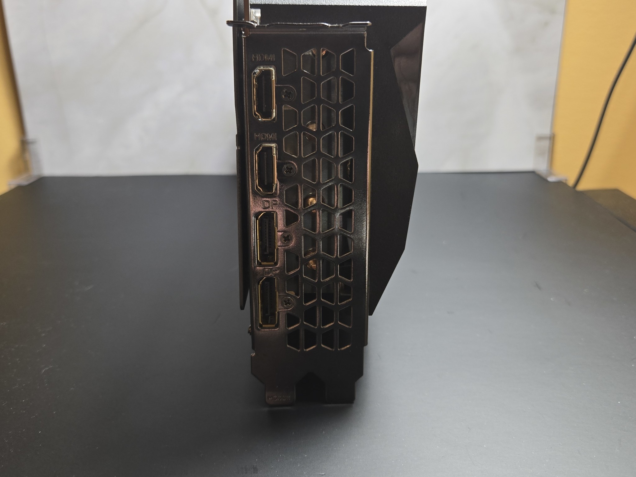 Gigabyte Gaming OC RX 6800XT 16GB