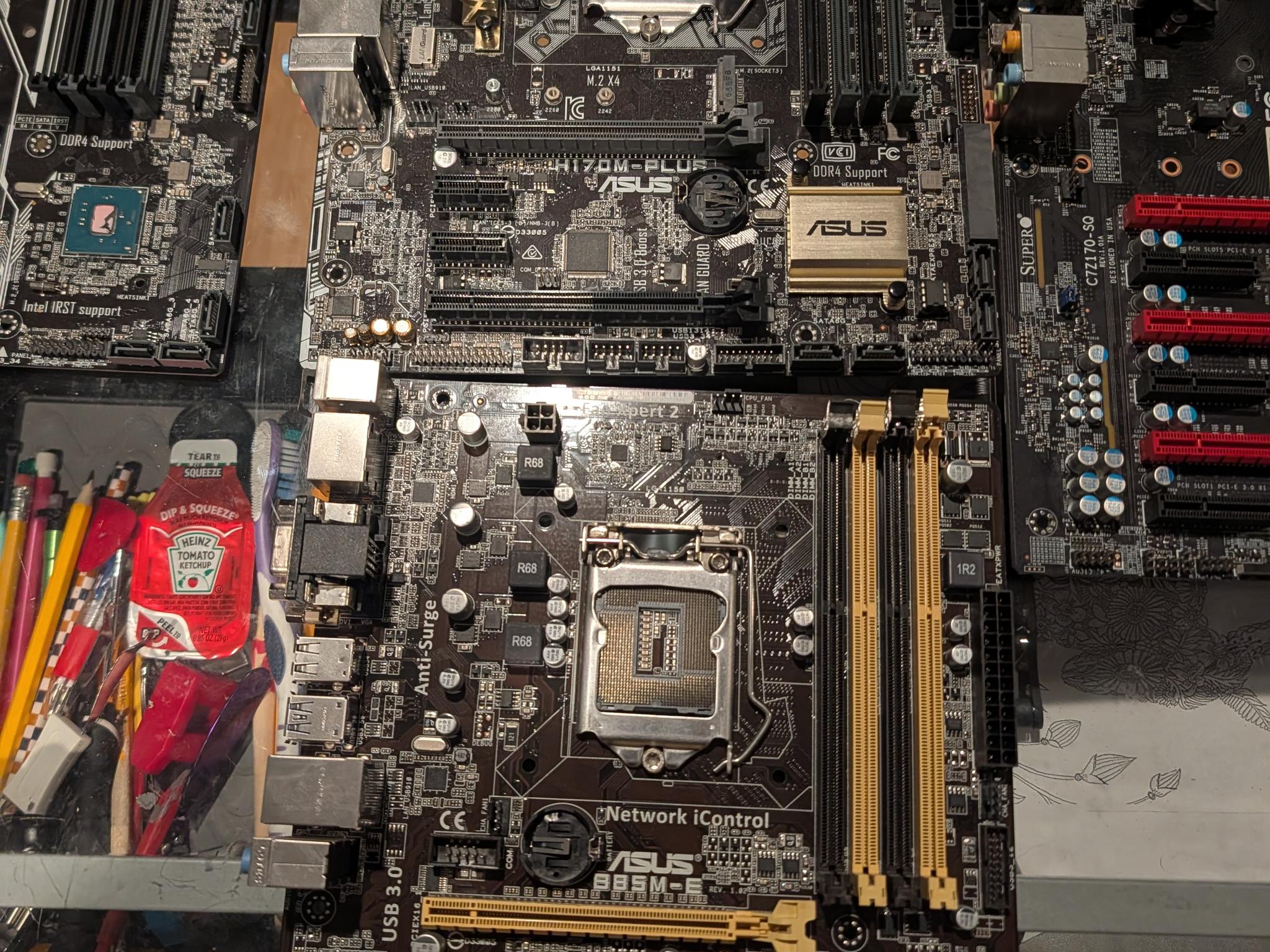 4 Motherboard bundle