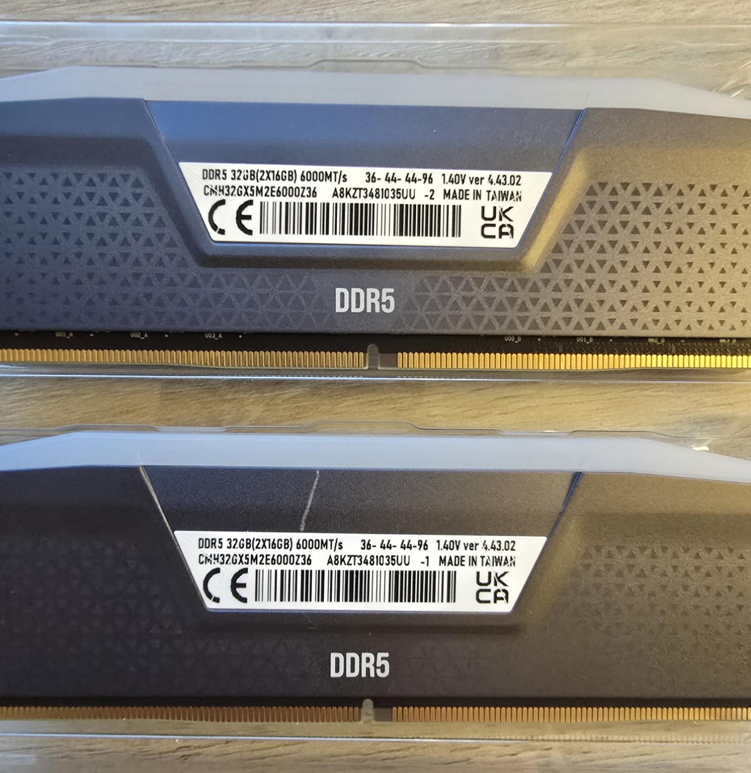 4 X 16 GB Stick of DDR 5 Corsair Vengeance