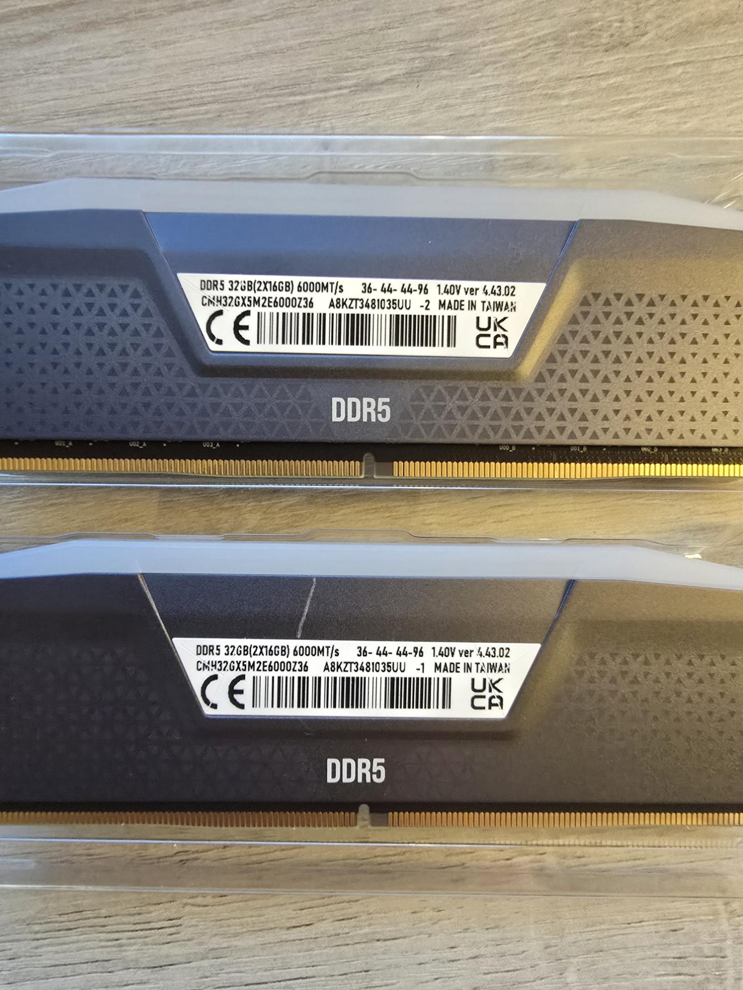 4 X 16 GB Stick of DDR 5 Corsair Vengeance