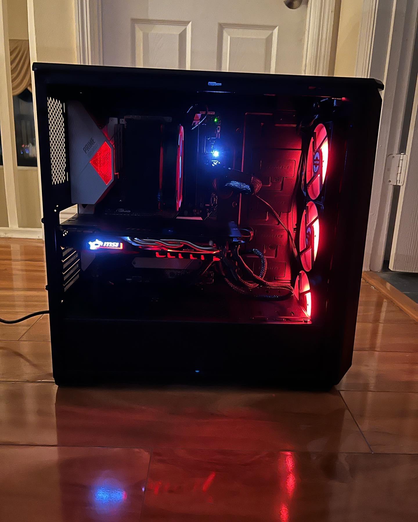 Red Liner (GTX 1070 + I5 9600KF)
