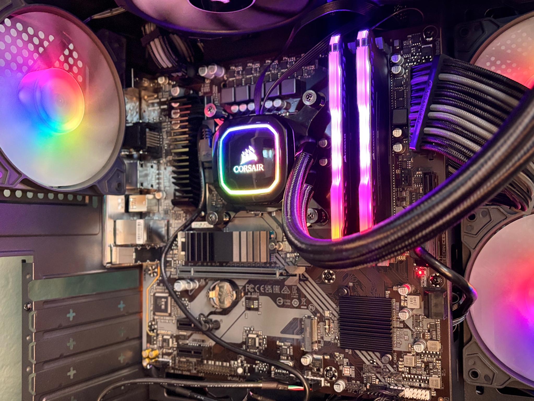 NO GRAPHICS CARD Gaming PC