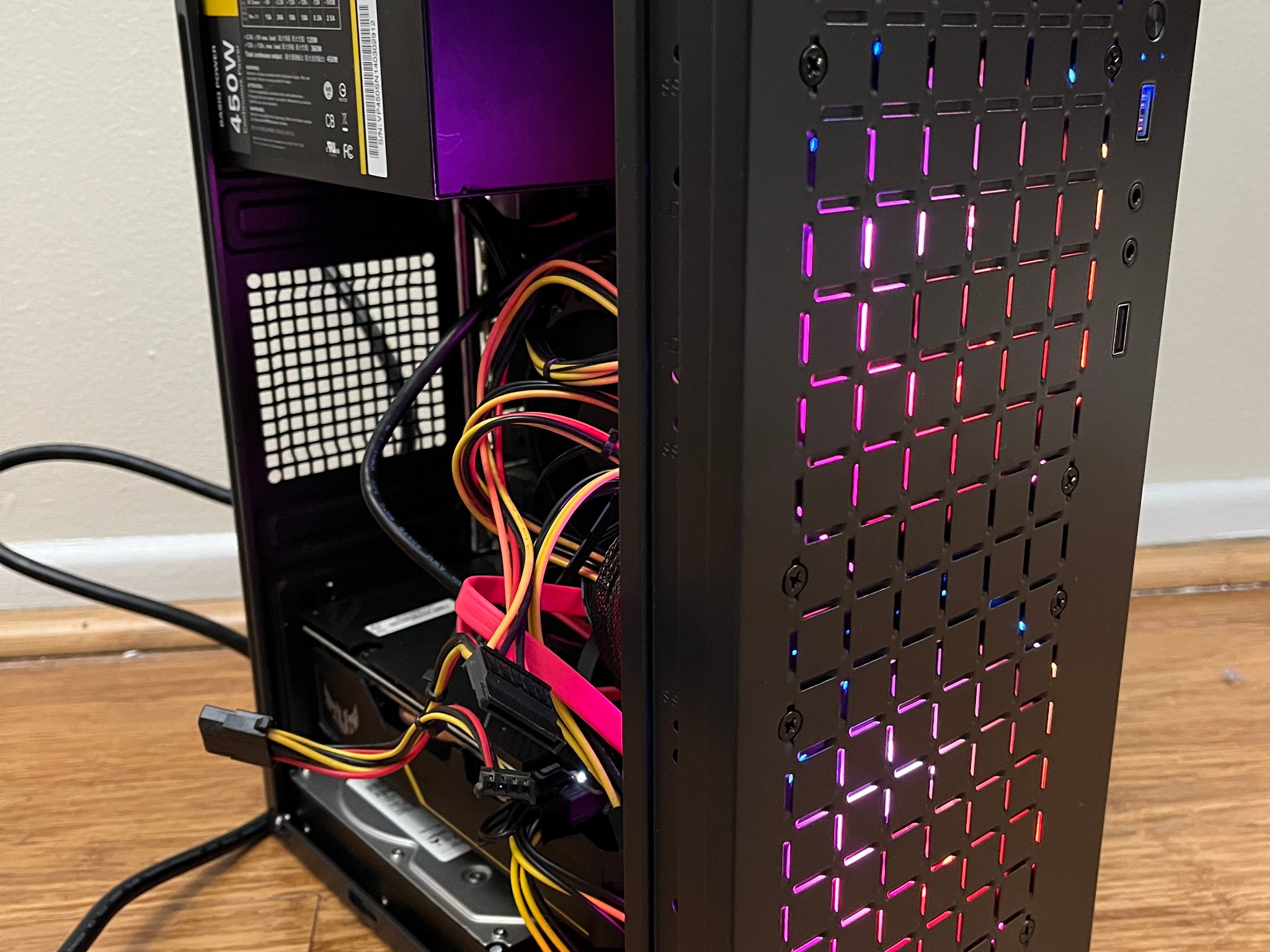 NVIDIA RTX 2060, Intel Core i5-6600, 12GB DDR4 RAM, 870 GB Storage - Small Gaming PC