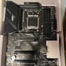 MSI X670E MAG Tomahawk WiFi AMD AM5 ATX Motherboard