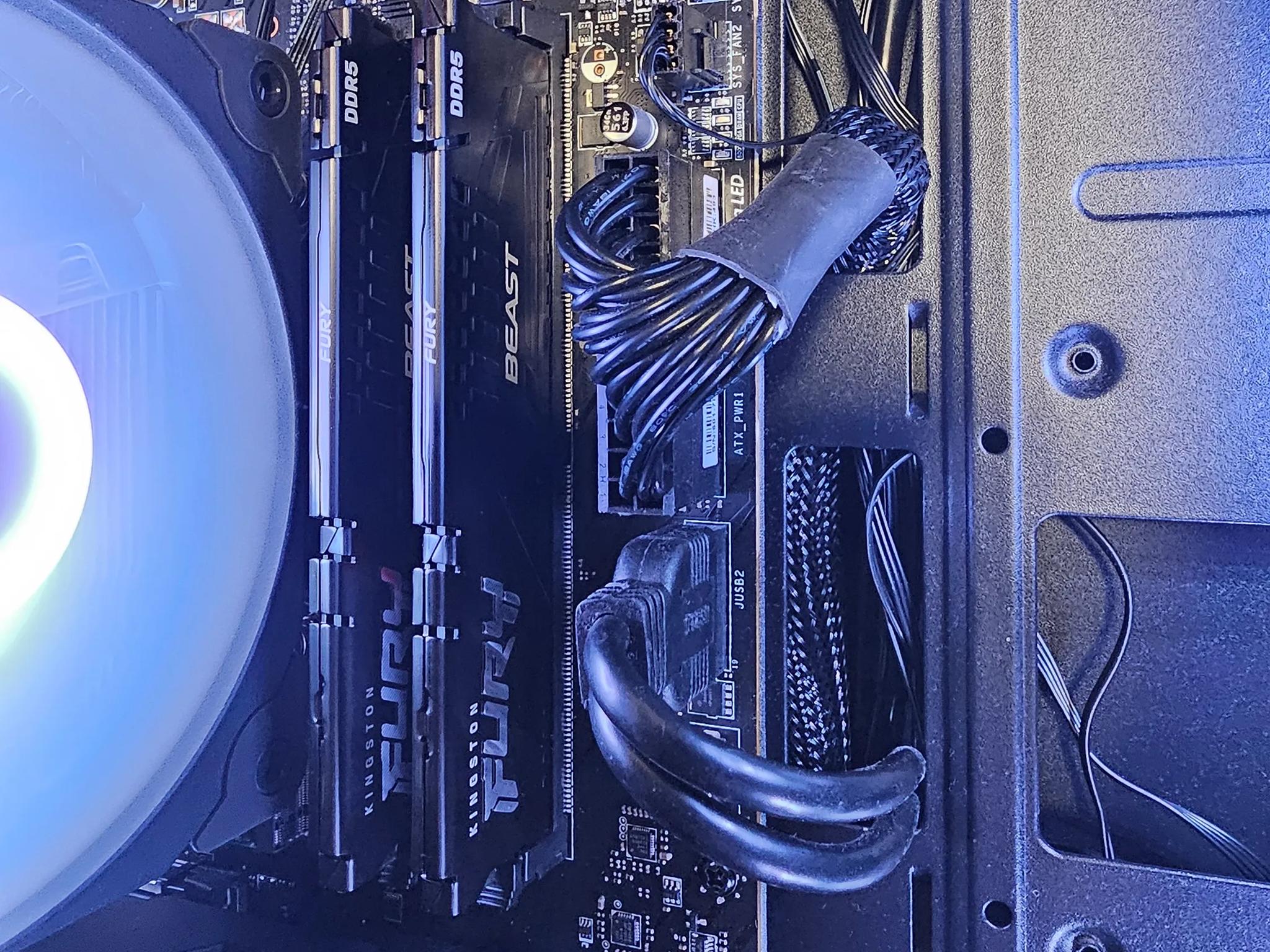 MID LEVEL HIGH PERFORMANCE GAMING PC