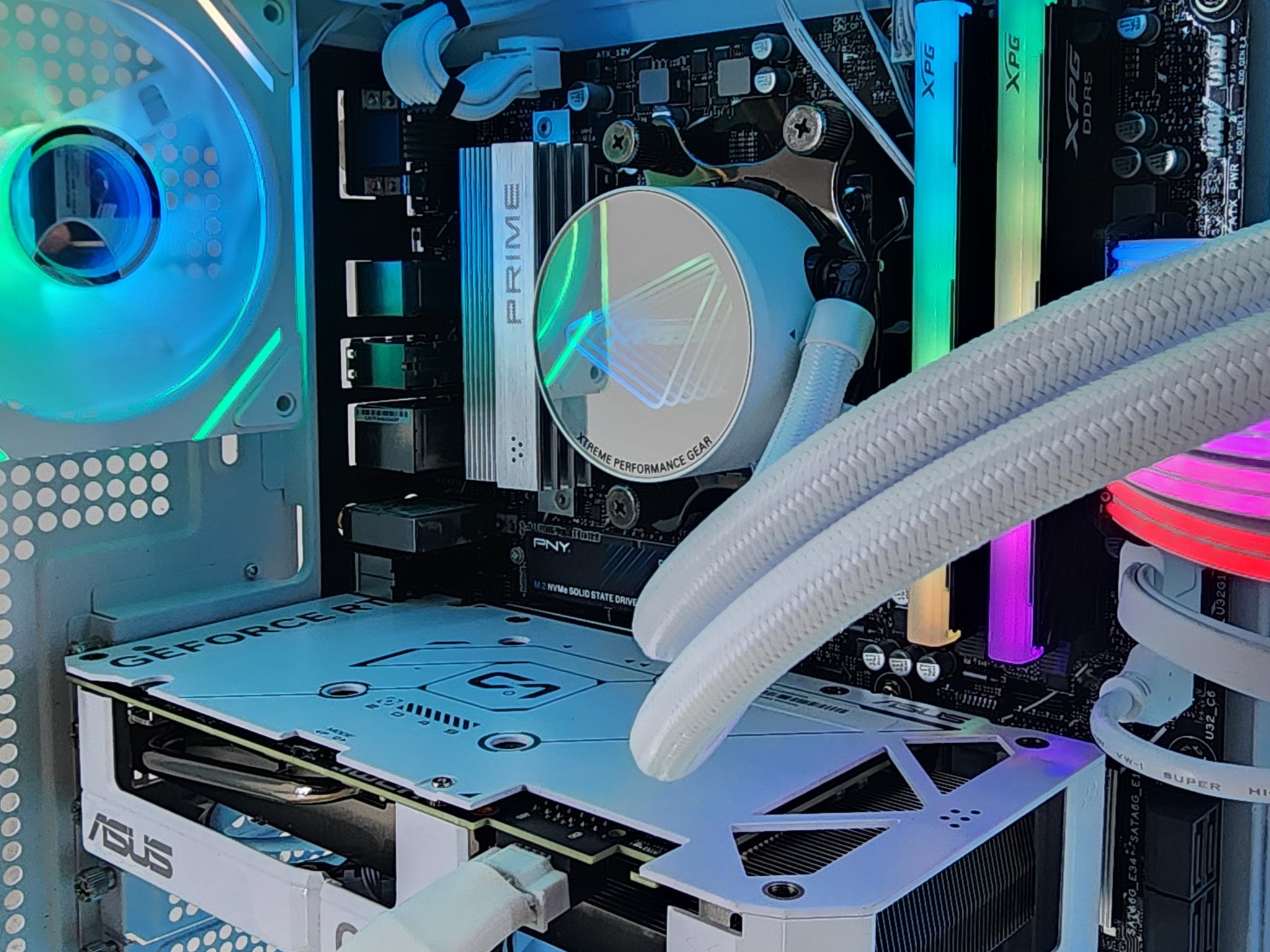 Gaming PC Ryzen 7 7800X3D 32GB RAM 1TB SSD RTX 4070 SUPER 12GB Windows 11 Computer