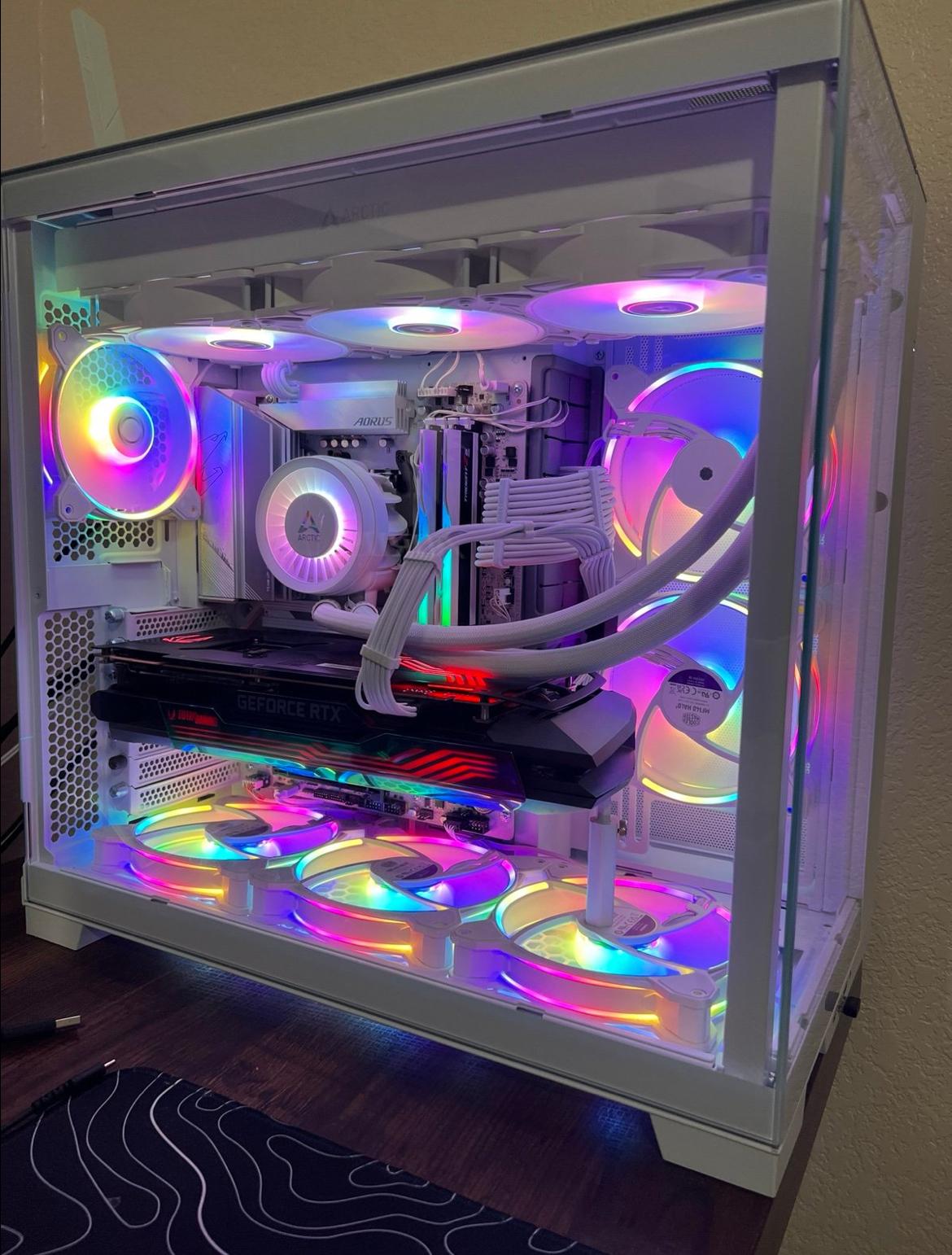 Zotac GeForce RTX 3090 Ti Gaming AMP Extreme Holo