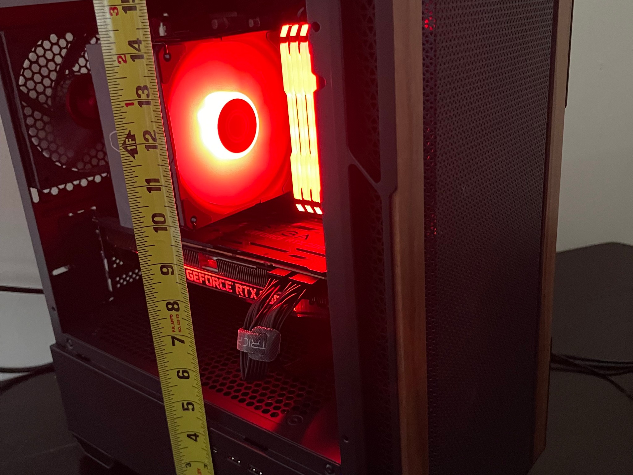 Mini-Gaming PC / RTX 2080/ Ryzen 7 5700/ 32Gb RAM/ 1Tb