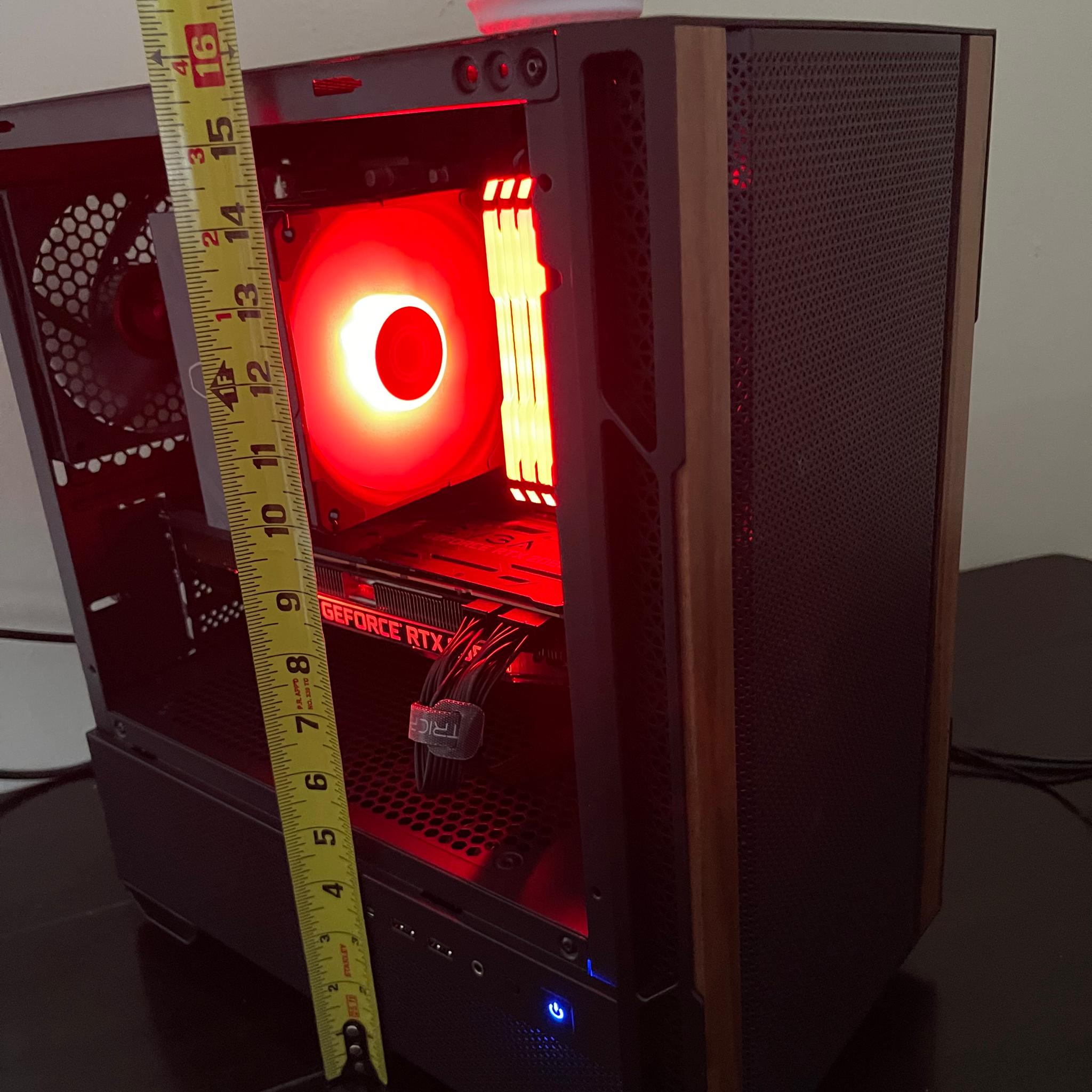 Mini-Gaming PC / RTX 2080/ Ryzen 7 5700/ 32Gb RAM/ 1Tb