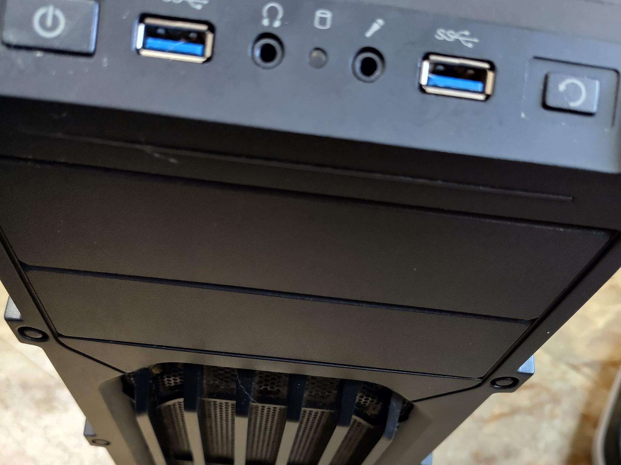 Old gaming PC for parts (no hard drive)