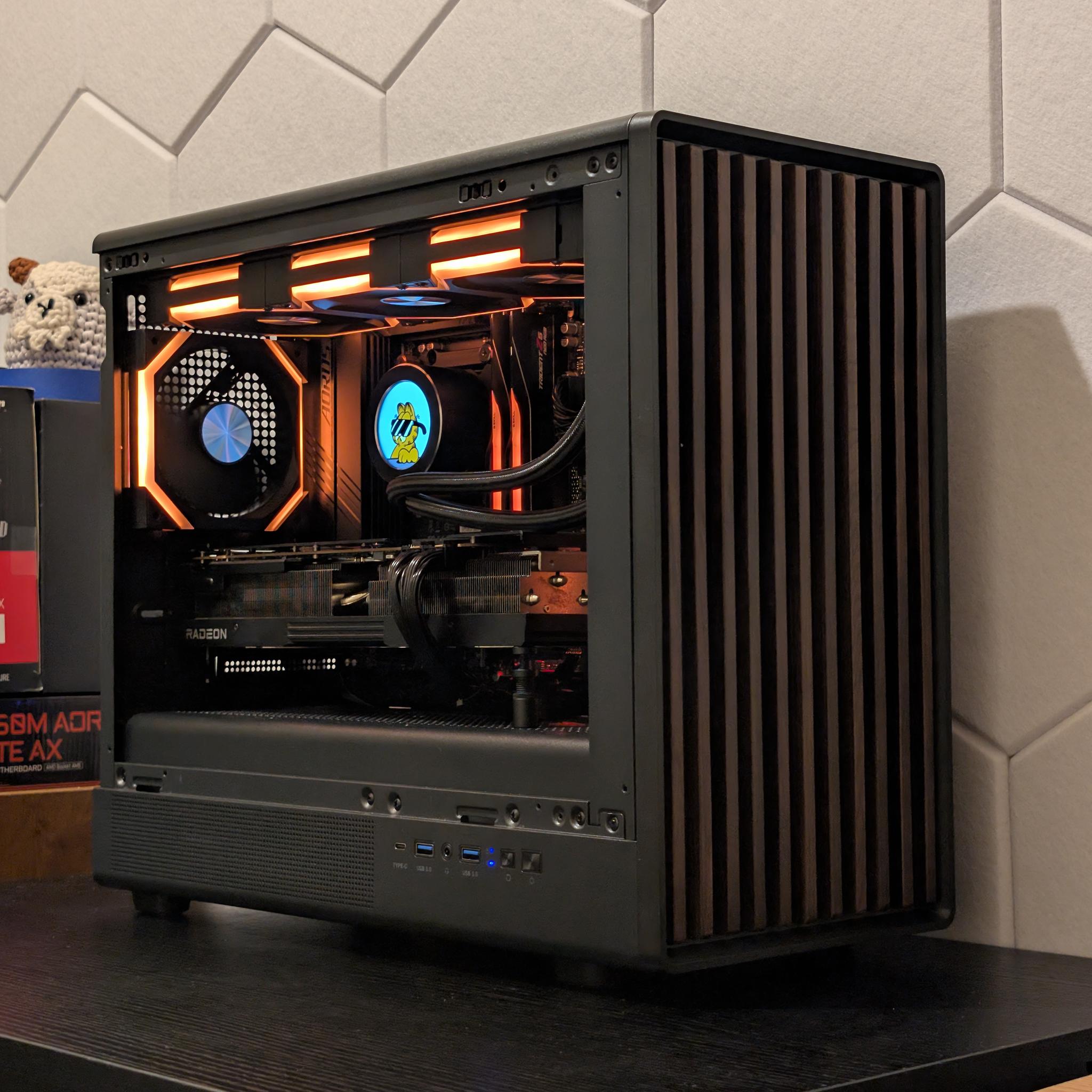 🐦‍⬛🪵4K Gaming Beast | RX 7900XTX | Ryzen 7 7800X3D | 2TB SSD | 32GB RAM | WiFi 6 & BT🪵🐦‍⬛