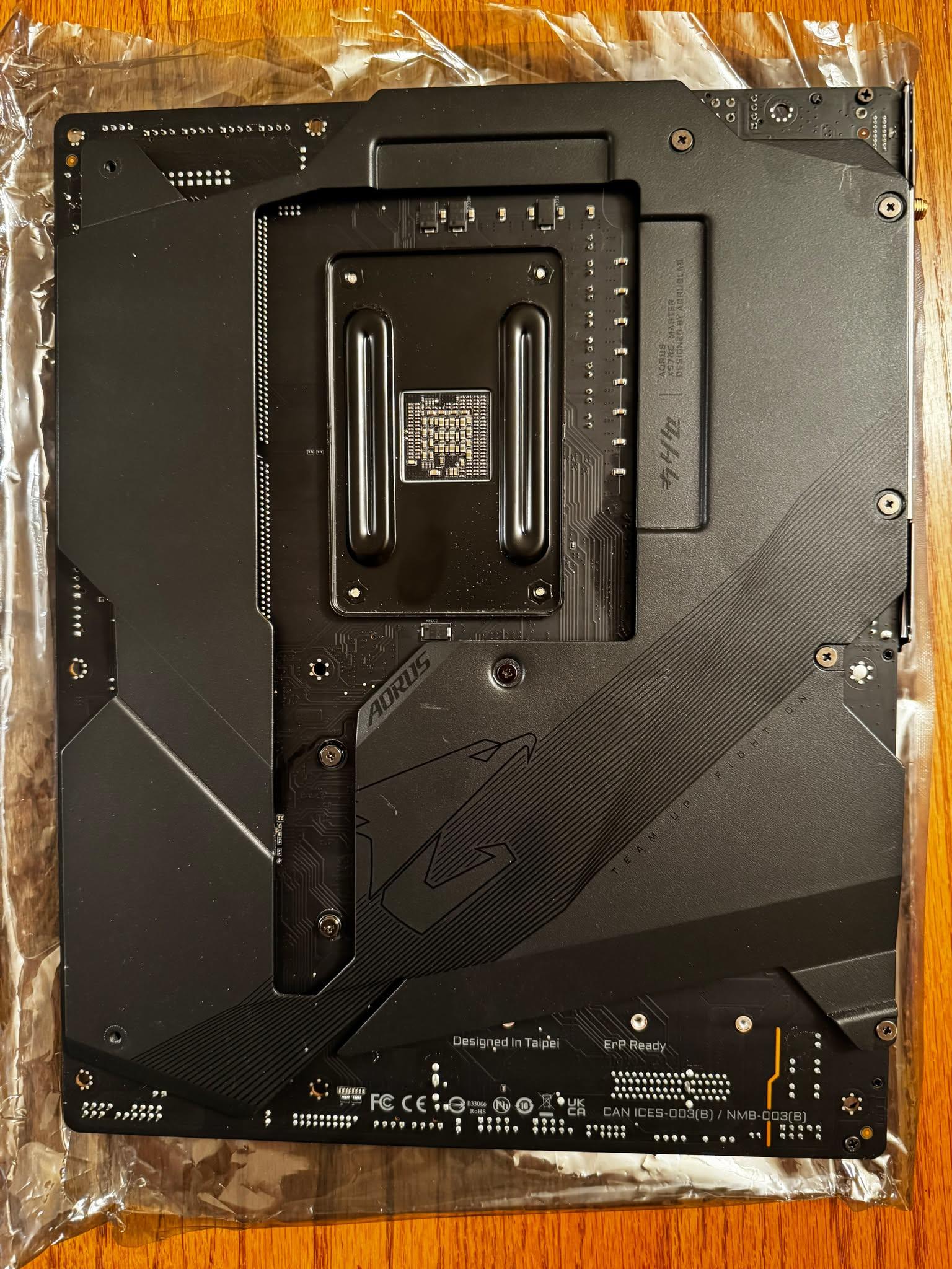GIGABYTE X570S AORUS MASTER (rev. 1.0) AM4 ATX Motherboard