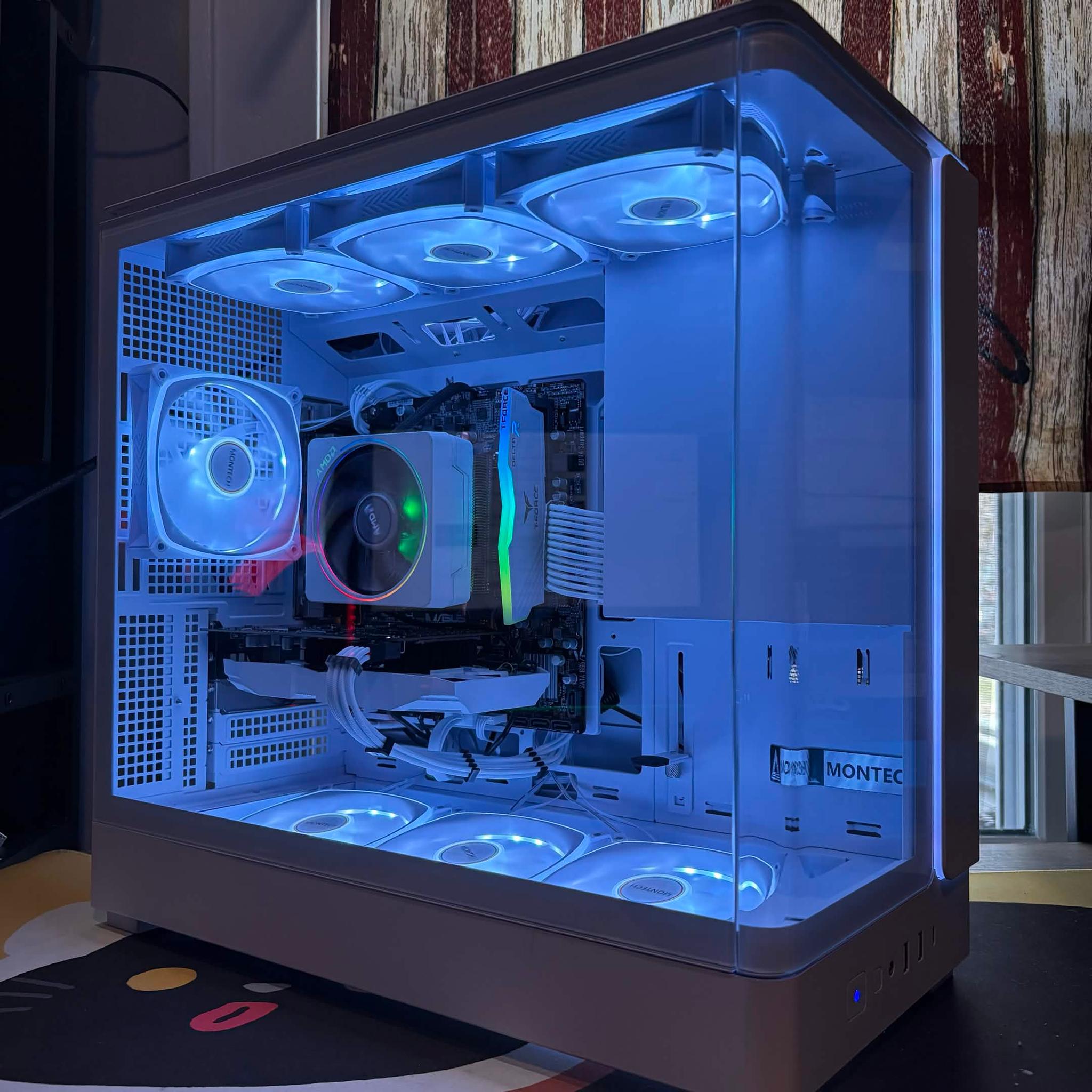 ❄️ White Phantom – Ryzen 7 2700X | White 1660 Ti | 1TB NVMe ❄️
